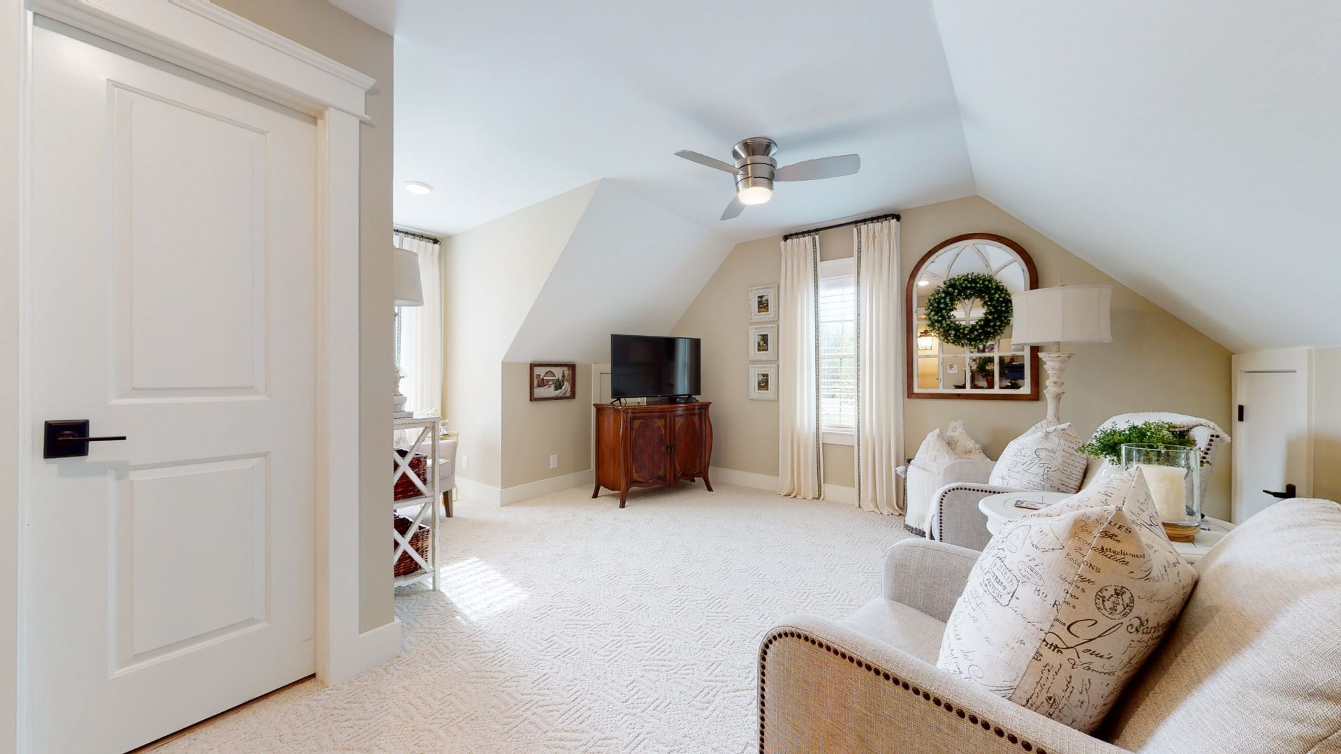 204 Green Hills Dr, Shelbyville, TN 37160 204 Green Hills Dr, Shelbyville, TN 37160