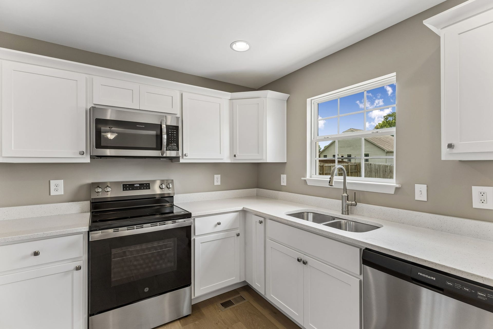 308 Marymont Ln, Columbia, TN 38401 308 Marymont Ln, Columbia, TN 38401