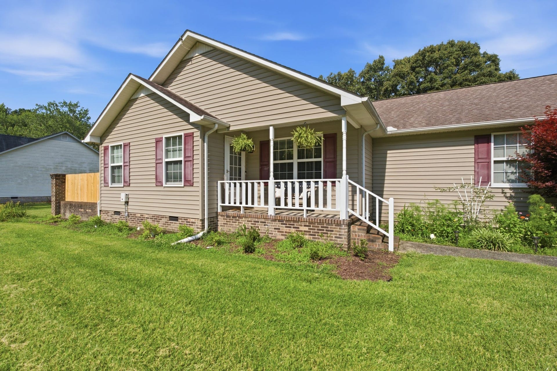 671 Circle Dr, Manchester, TN 37355 671 Circle Dr, Manchester, TN 37355