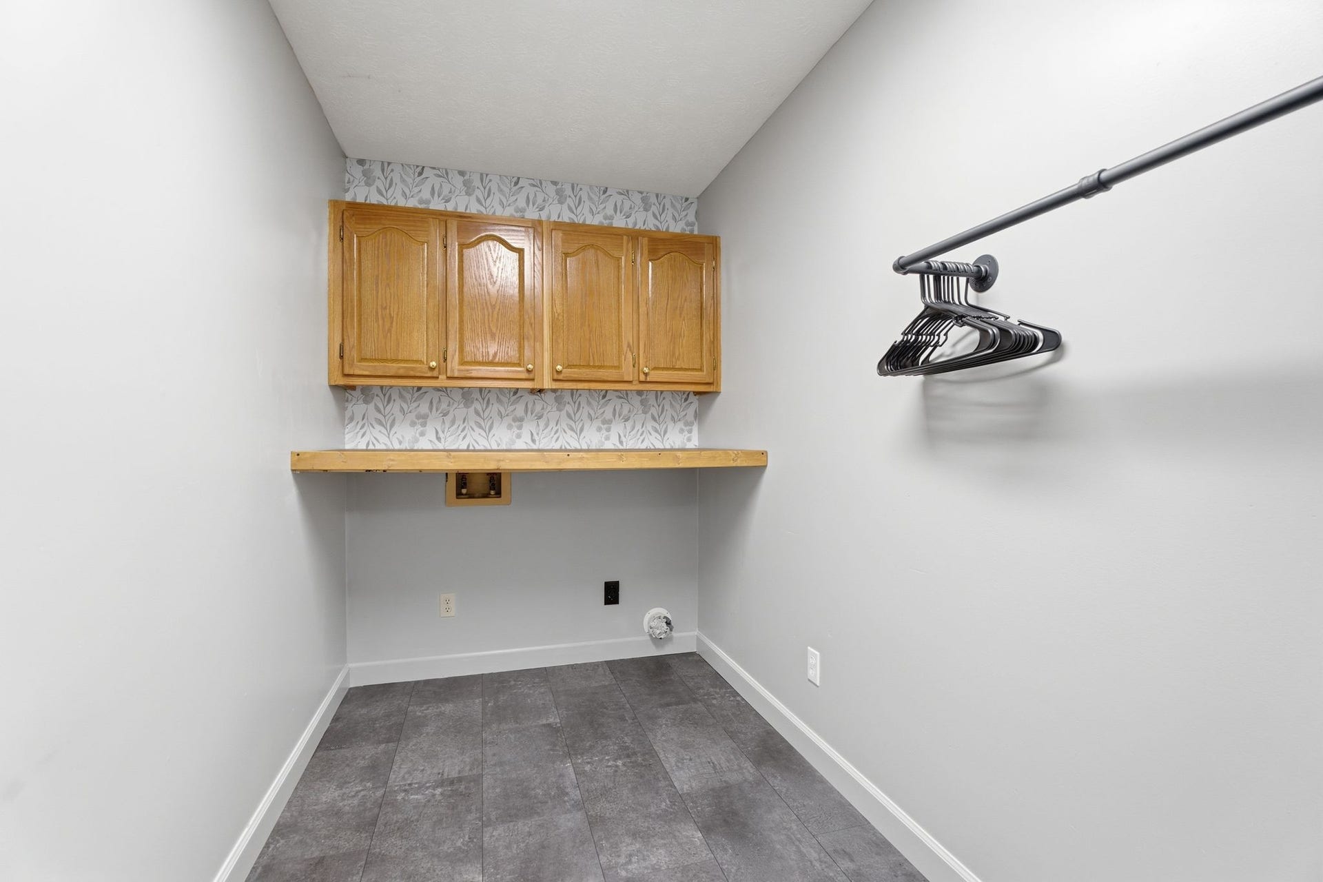 671 Circle Dr, Manchester, TN 37355 671 Circle Dr, Manchester, TN 37355