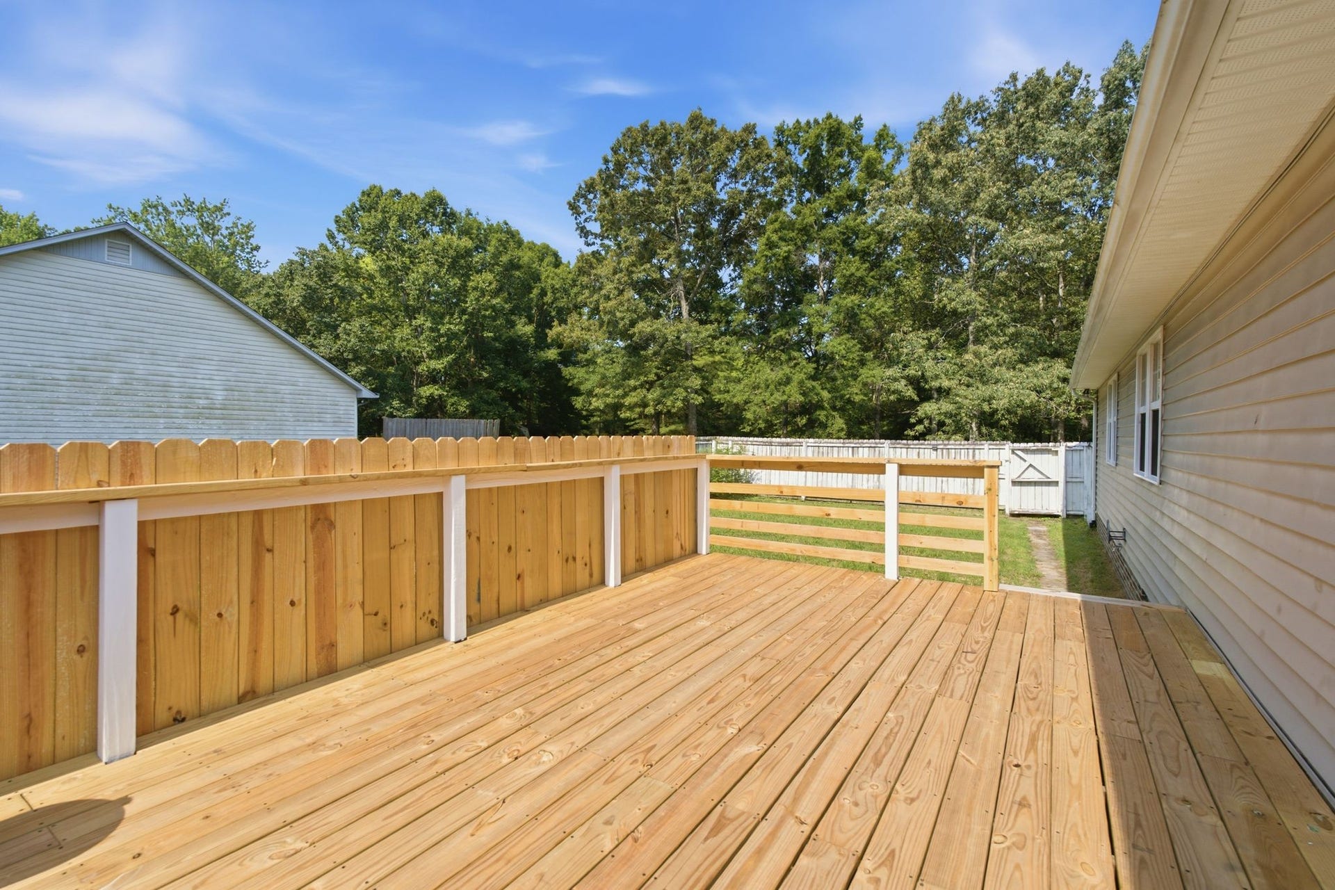671 Circle Dr, Manchester, TN 37355 671 Circle Dr, Manchester, TN 37355
