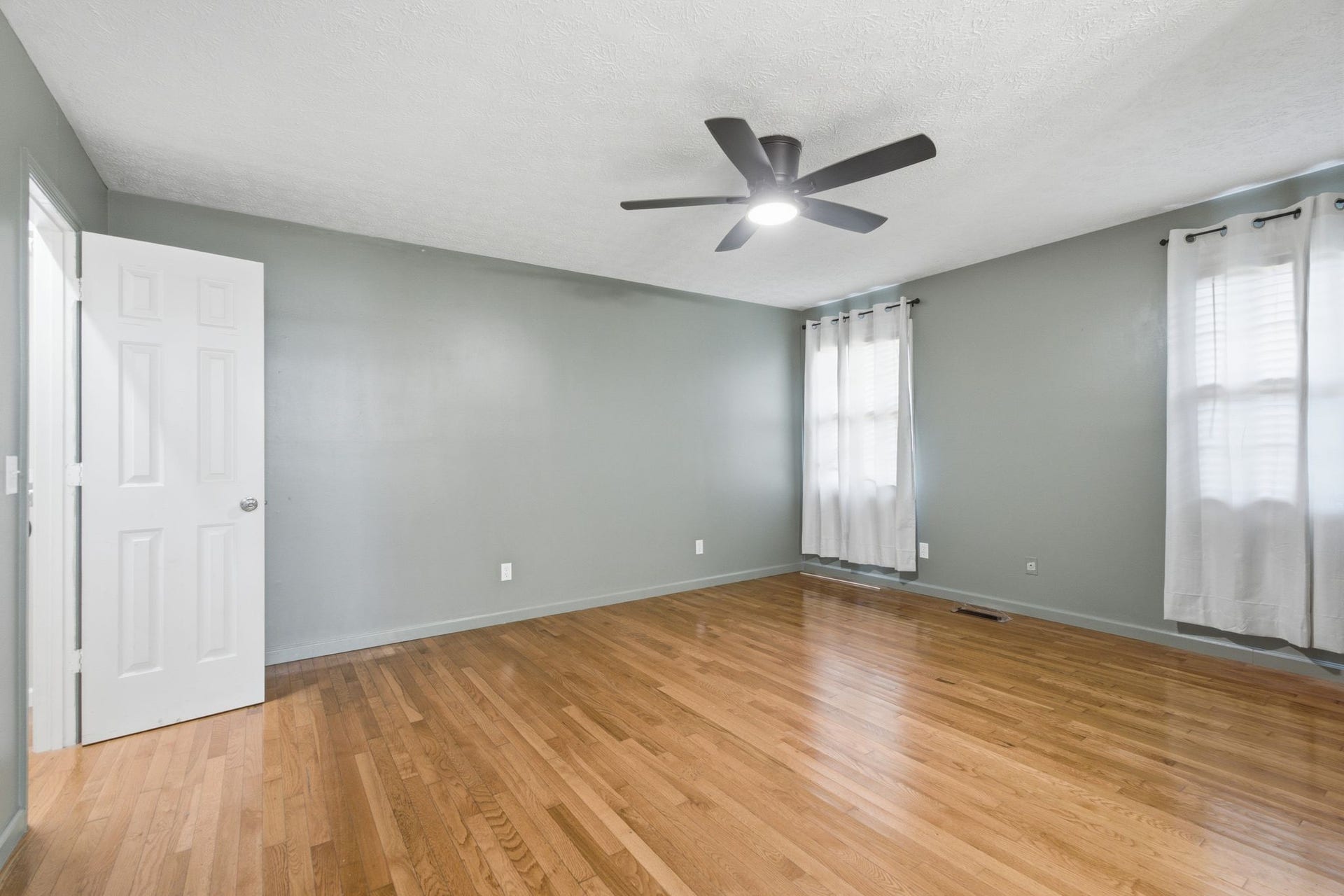 671 Circle Dr, Manchester, TN 37355 671 Circle Dr, Manchester, TN 37355