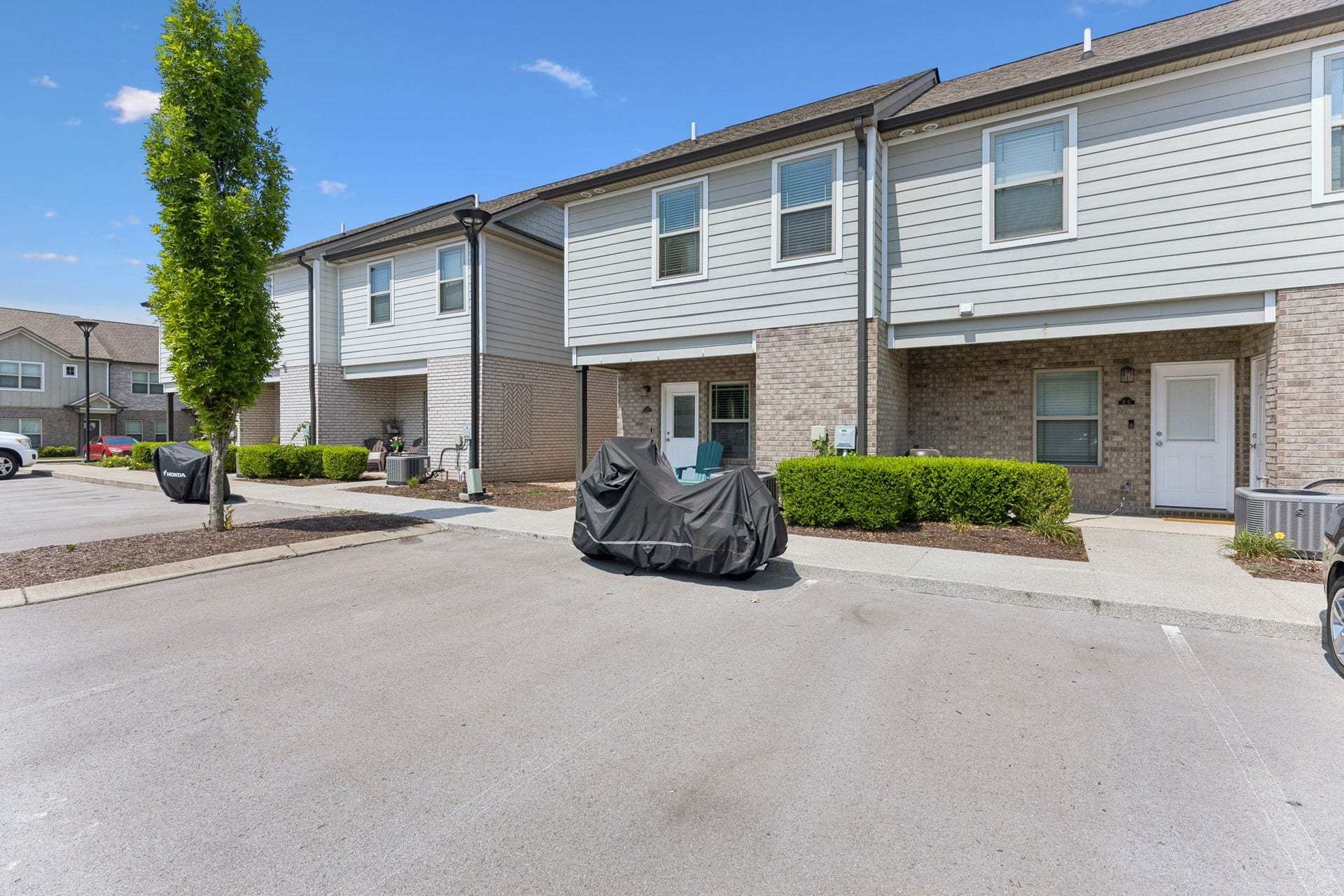 555 Gresham Lane, #2 D, Murfreesboro, TN 37129 555 Gresham Lane, #2 D, Murfreesboro, TN 37129