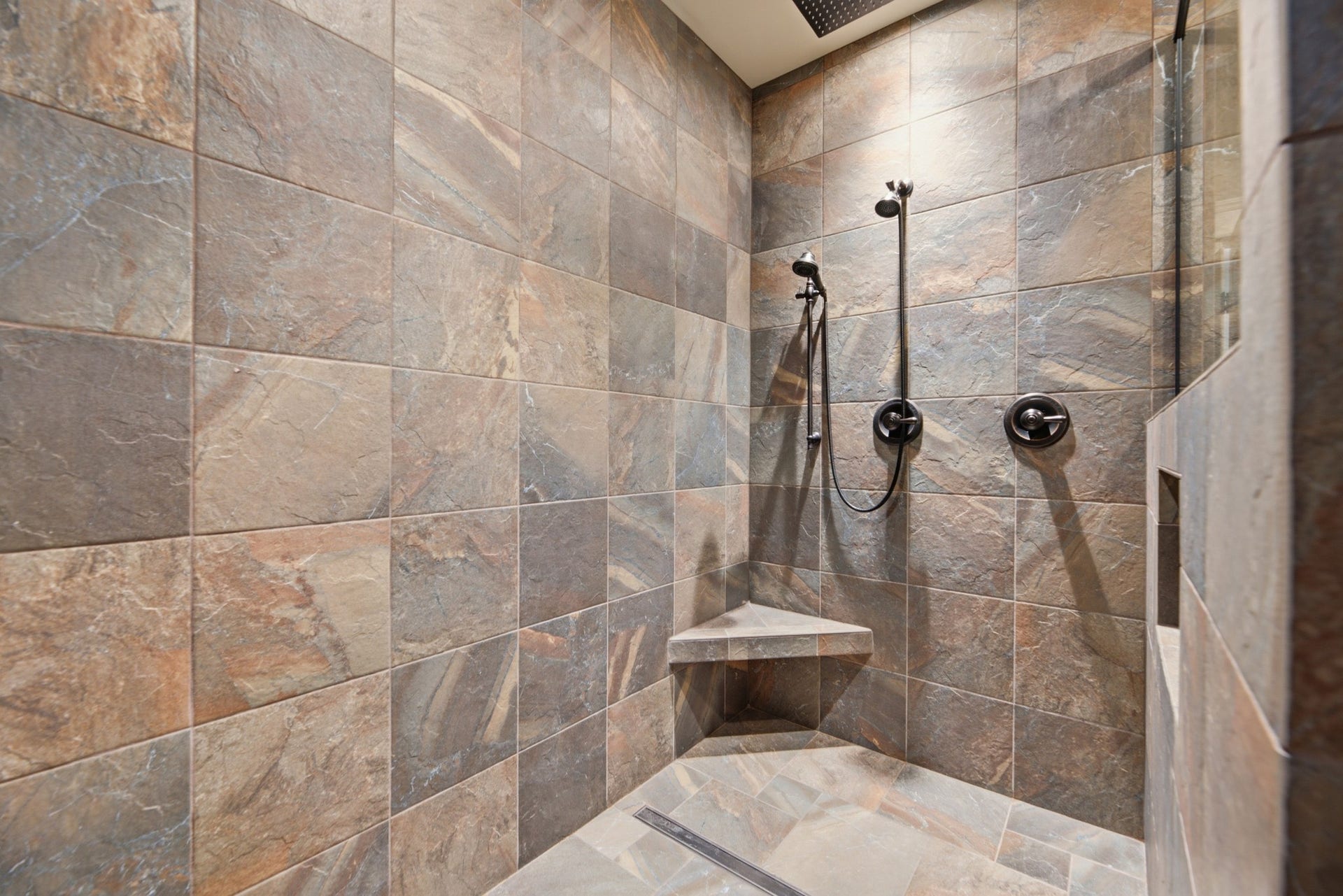2926 Frank Robinson Dr, Murfreesboro, TN 37130 2926 Frank Robinson Dr, Murfreesboro, TN 37130