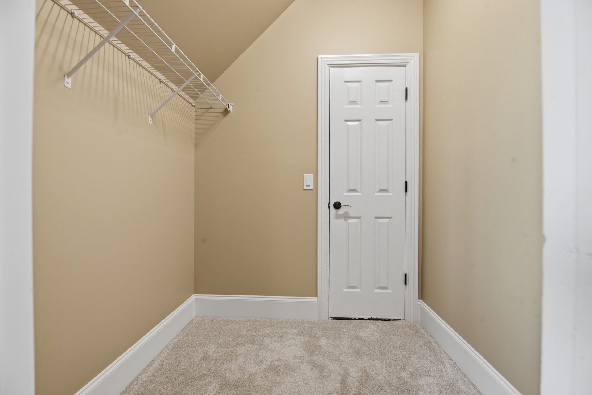 2926 Frank Robinson Dr, Murfreesboro, TN 37130 2926 Frank Robinson Dr, Murfreesboro, TN 37130