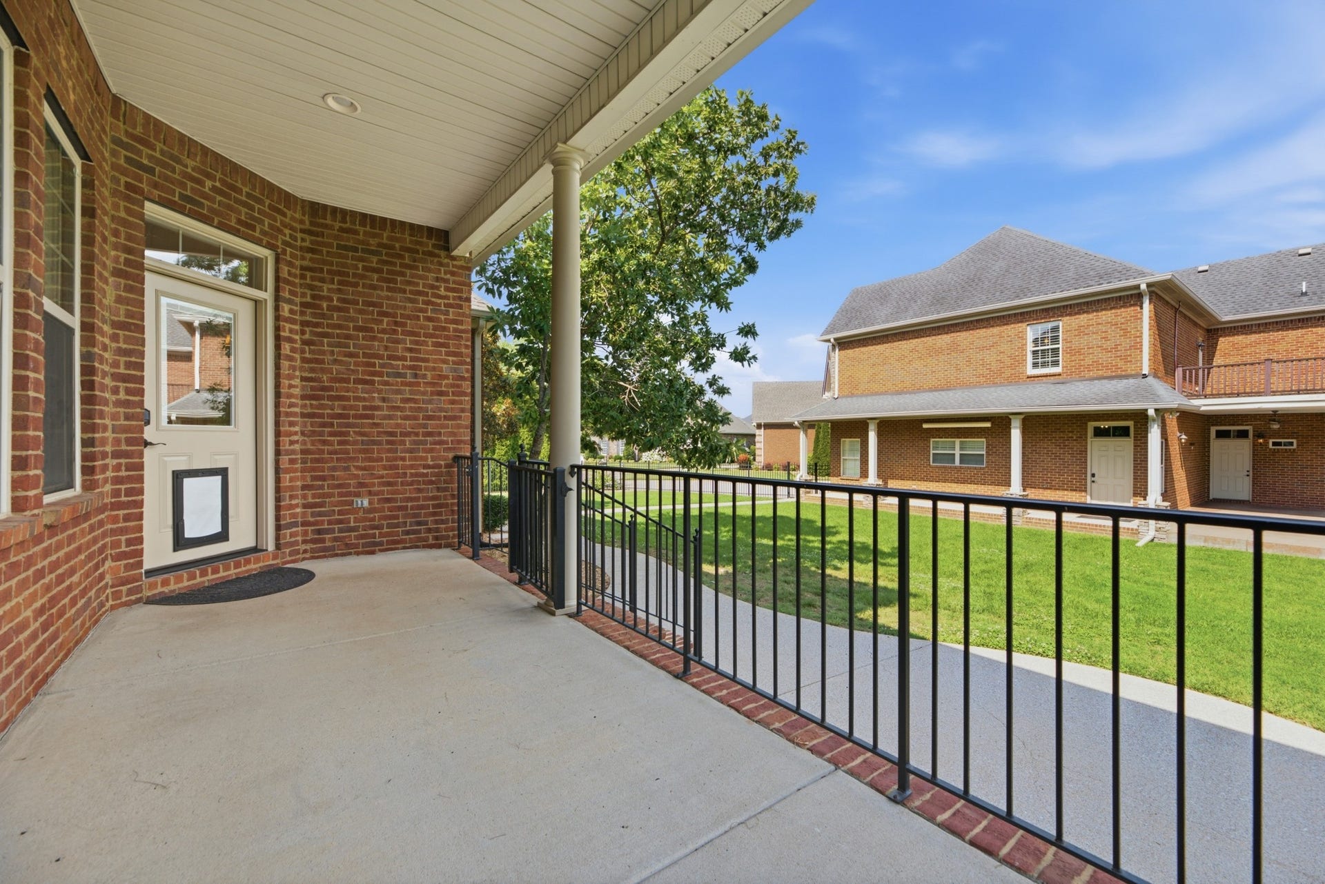 2926 Frank Robinson Dr, Murfreesboro, TN 37130 2926 Frank Robinson Dr, Murfreesboro, TN 37130