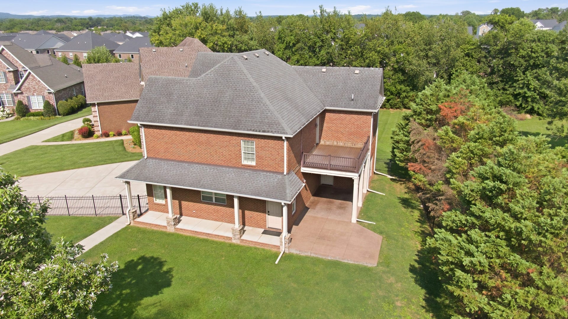 2926 Frank Robinson Dr, Murfreesboro, TN 37130 2926 Frank Robinson Dr, Murfreesboro, TN 37130