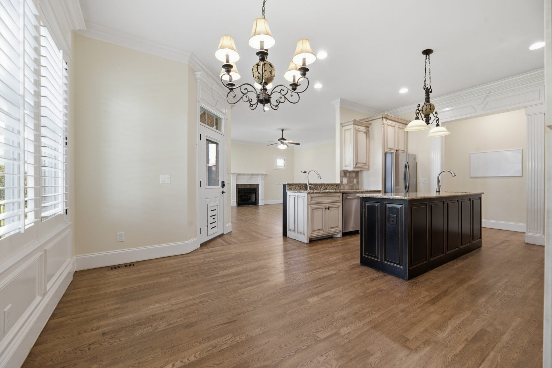 2926 Frank Robinson Dr, Murfreesboro, TN 37130 2926 Frank Robinson Dr, Murfreesboro, TN 37130