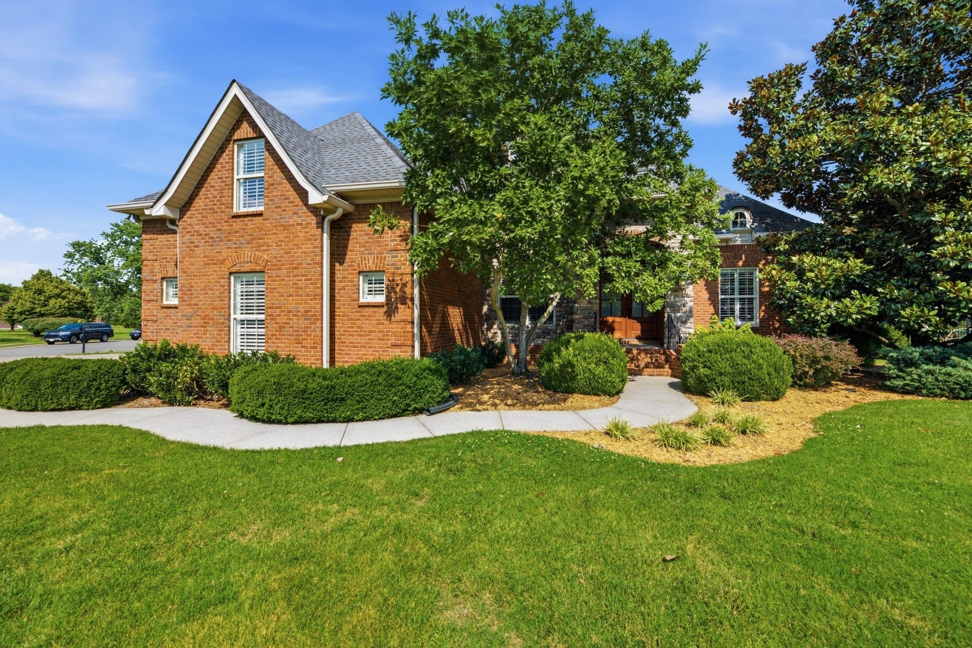 2926 Frank Robinson Dr, Murfreesboro, TN 37130 2926 Frank Robinson Dr, Murfreesboro, TN 37130
