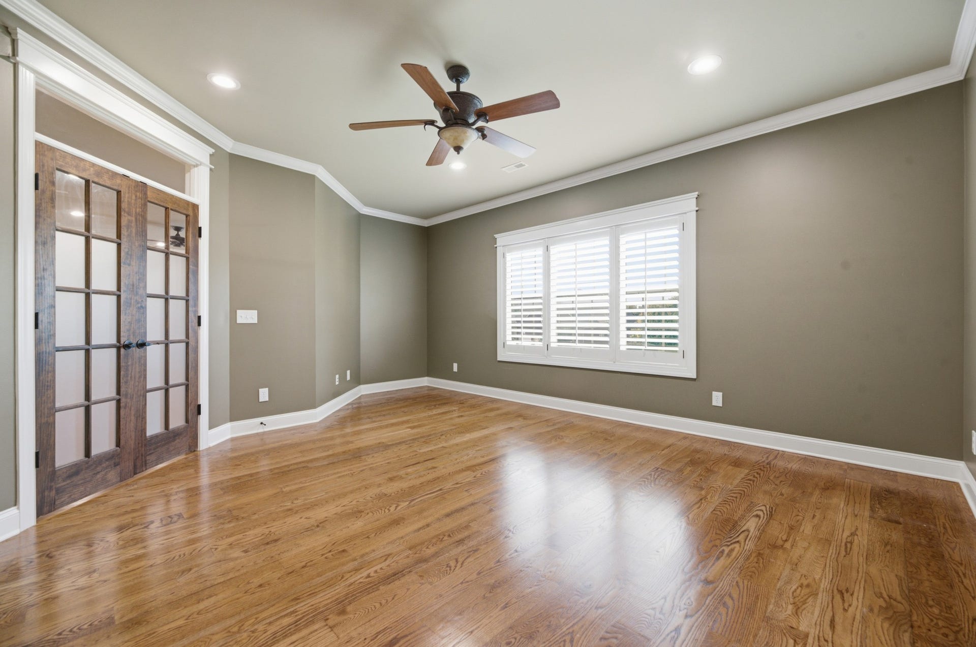 2926 Frank Robinson Dr, Murfreesboro, TN 37130 2926 Frank Robinson Dr, Murfreesboro, TN 37130