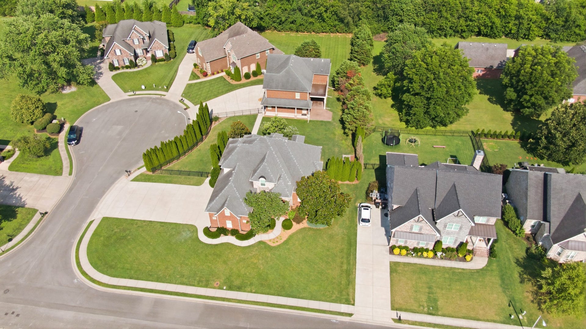 2926 Frank Robinson Dr, Murfreesboro, TN 37130 2926 Frank Robinson Dr, Murfreesboro, TN 37130