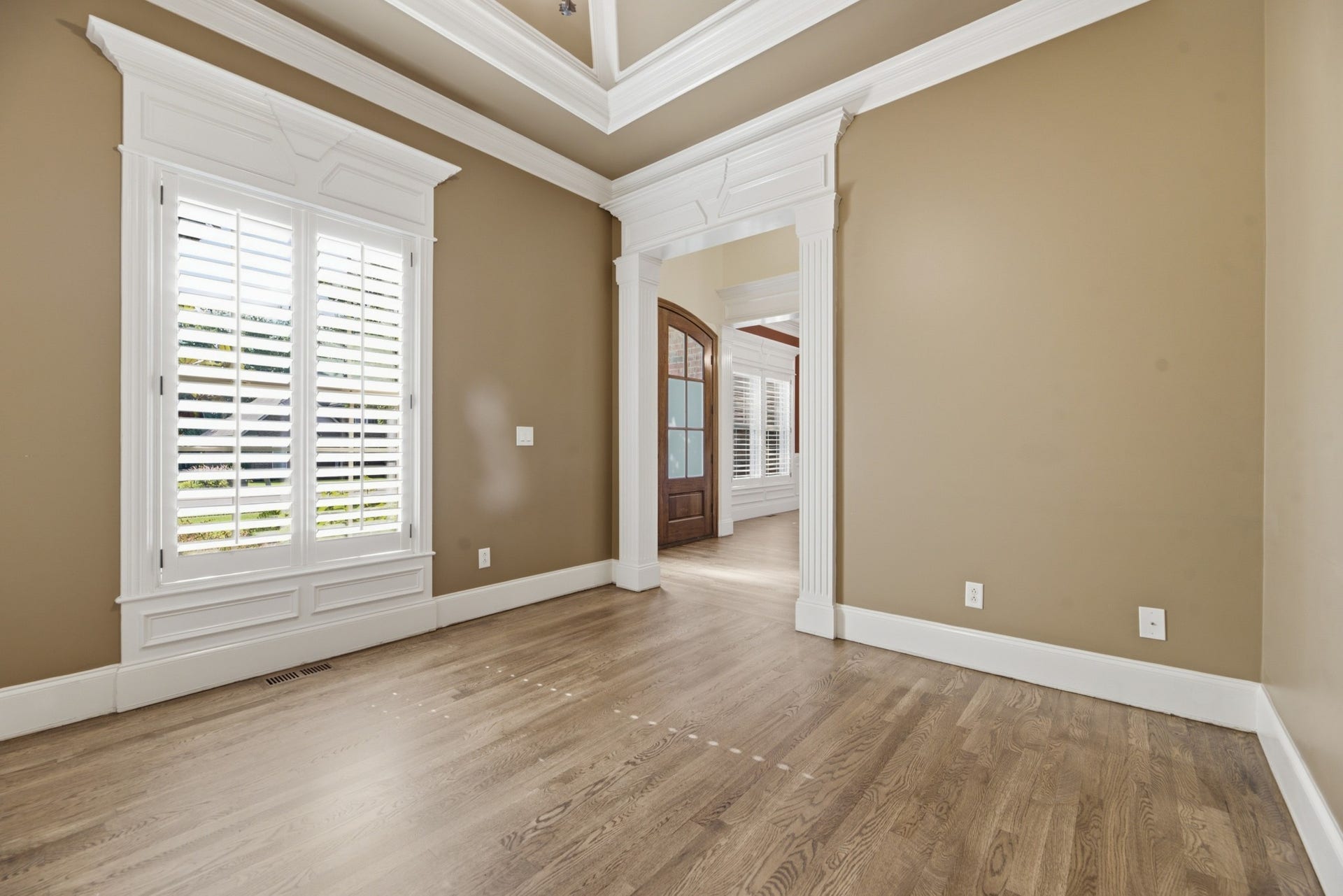 2926 Frank Robinson Dr, Murfreesboro, TN 37130 2926 Frank Robinson Dr, Murfreesboro, TN 37130