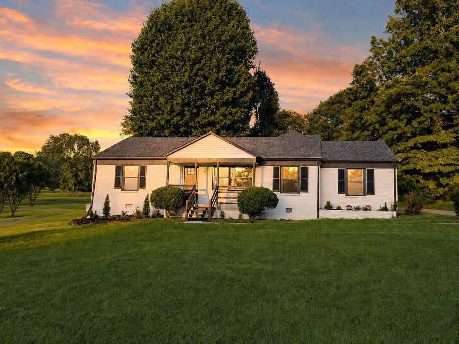 Property photo for 104 Carol Dr, Columbia, TN