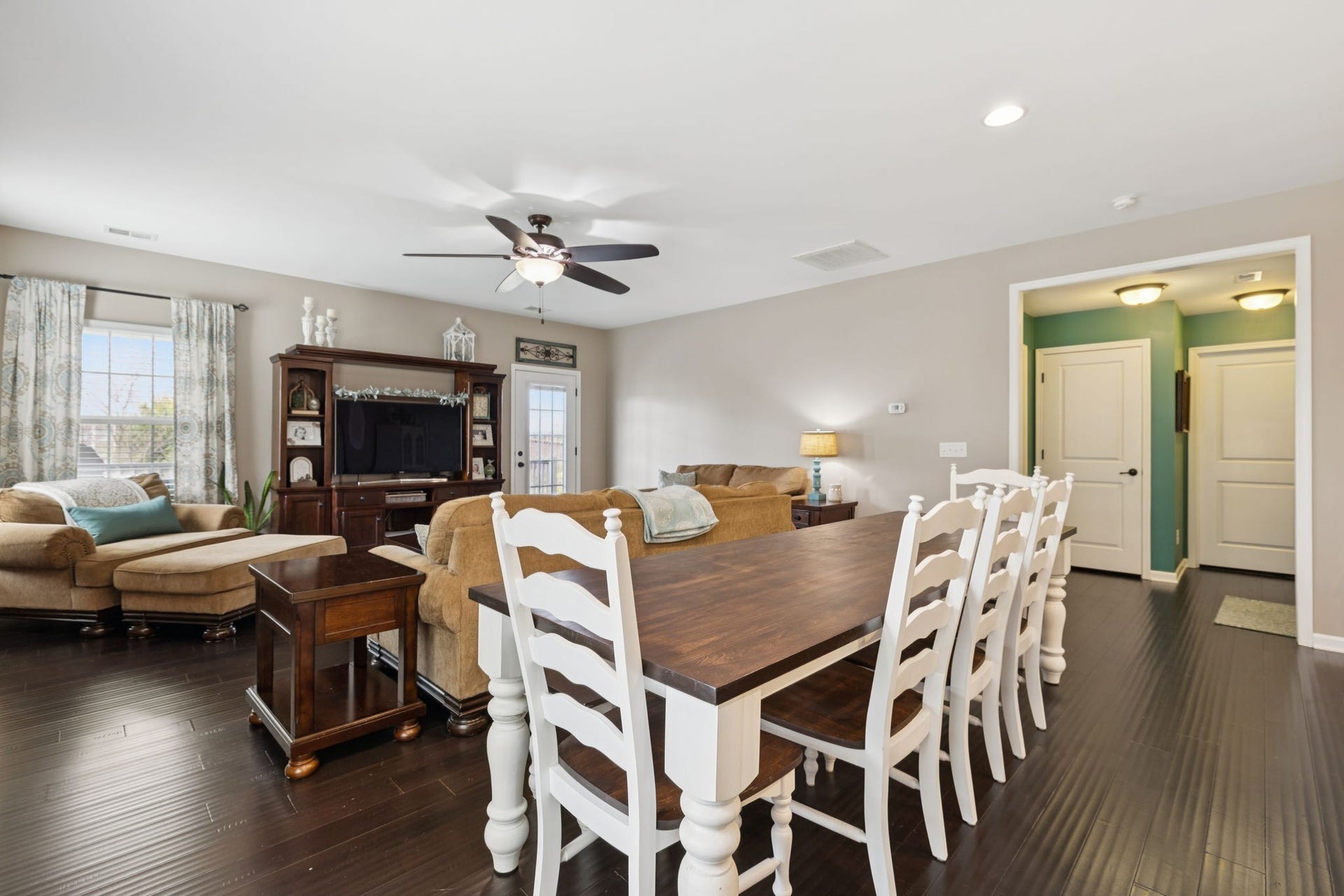 2608 Bluffton Ln, Columbia, TN 38401 2608 Bluffton Ln, Columbia, TN 38401
