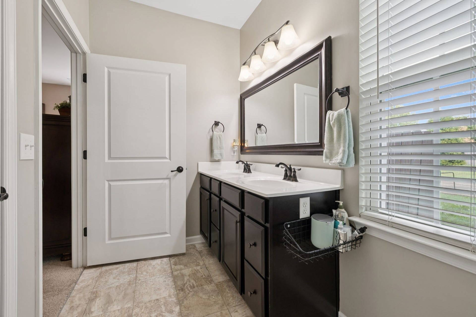 2608 Bluffton Ln, Columbia, TN 38401 2608 Bluffton Ln, Columbia, TN 38401