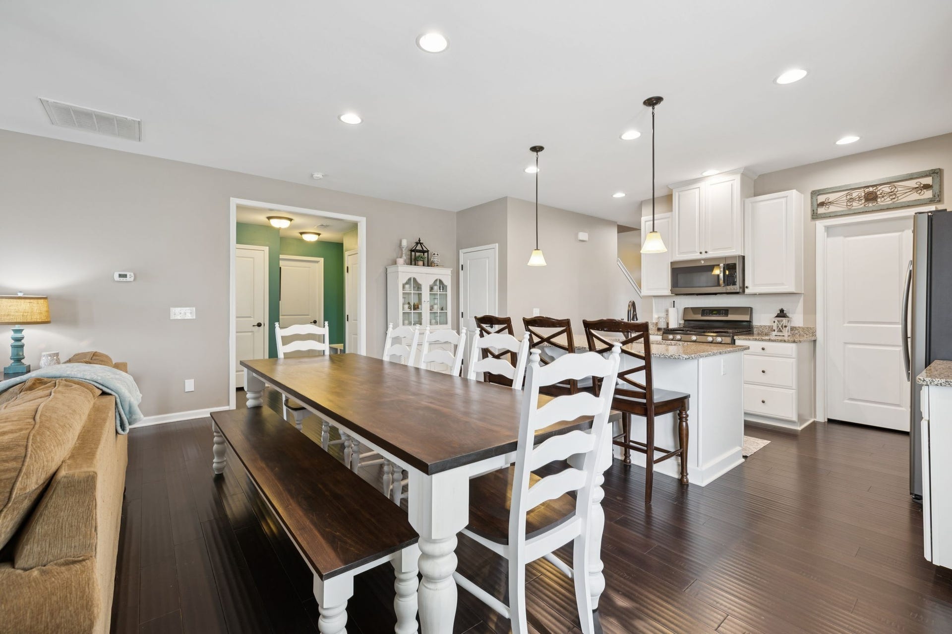 2608 Bluffton Ln, Columbia, TN 38401 2608 Bluffton Ln, Columbia, TN 38401
