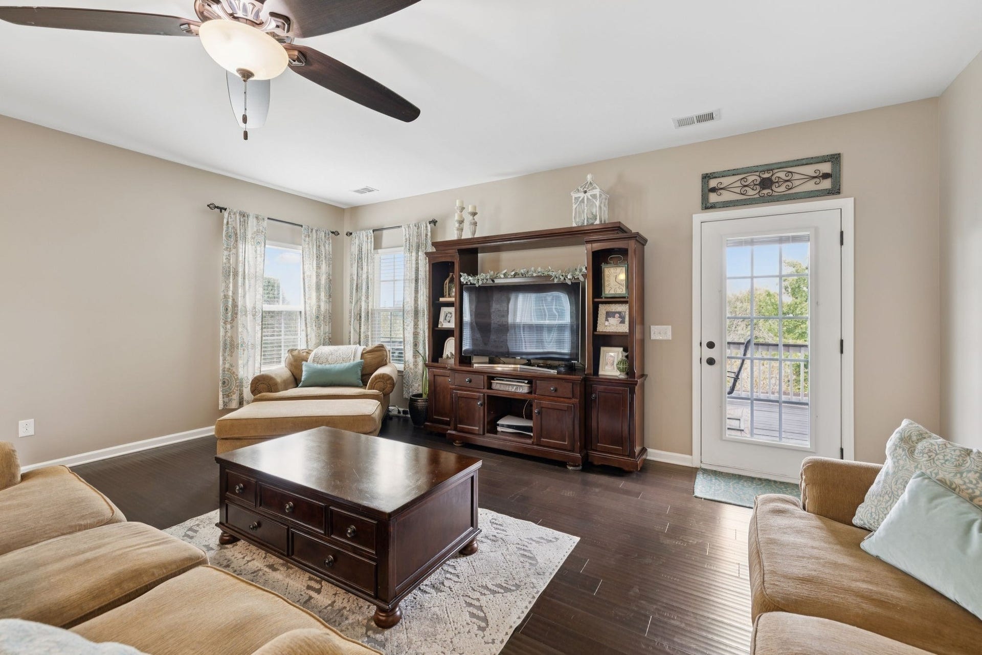 2608 Bluffton Ln, Columbia, TN 38401 2608 Bluffton Ln, Columbia, TN 38401