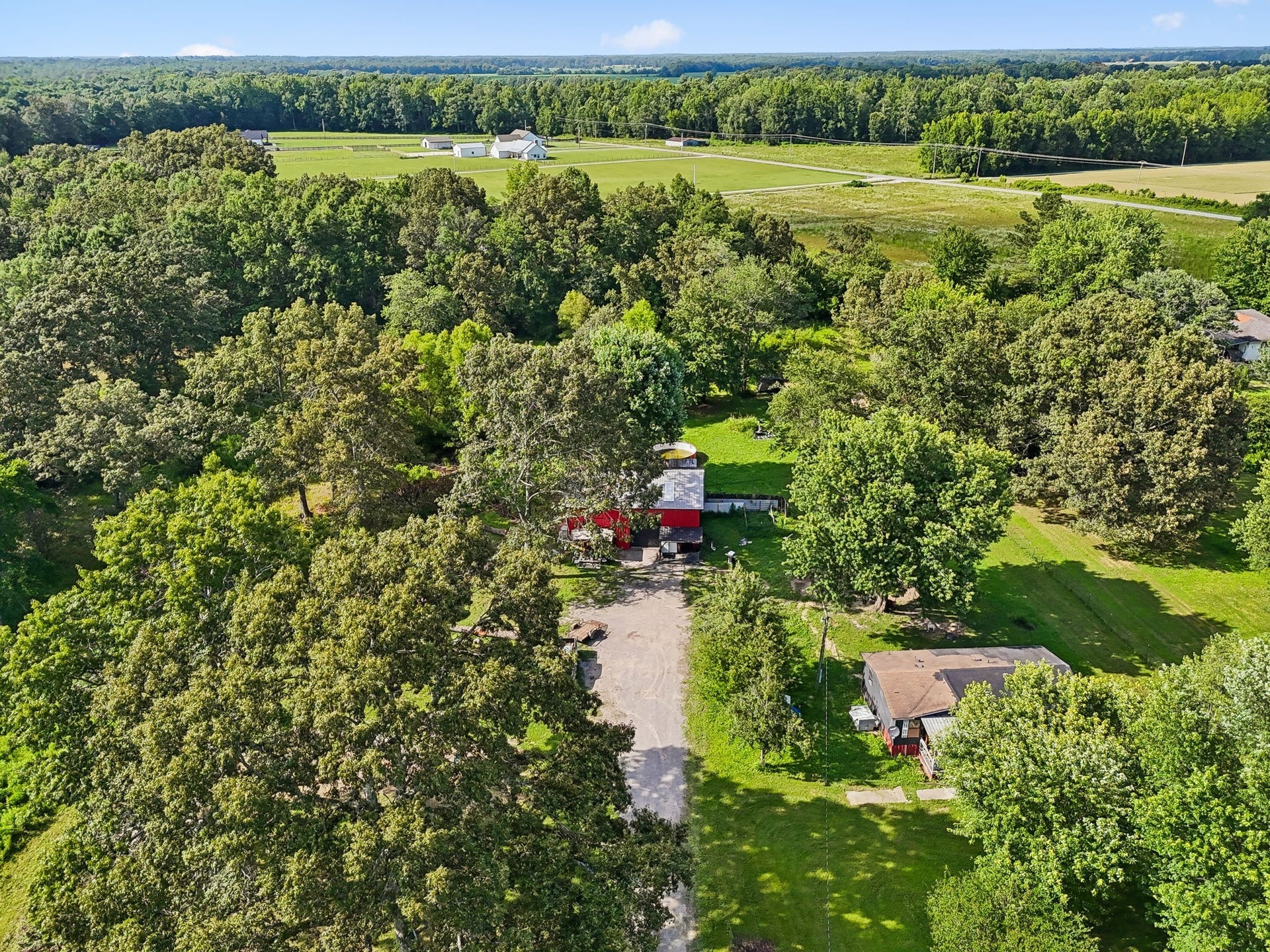 206 Louis Perry Ln, Manchester, TN 37355 206 Louis Perry Lane, Manchester, TN 37355