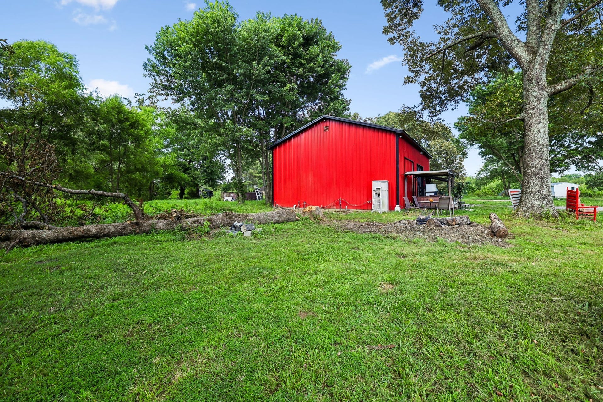 206 Louis Perry Ln, Manchester, TN 37355 Property is completely fenced with multiple potential build sites! 206 Louis Perry Lane, Manchester, TN 37355