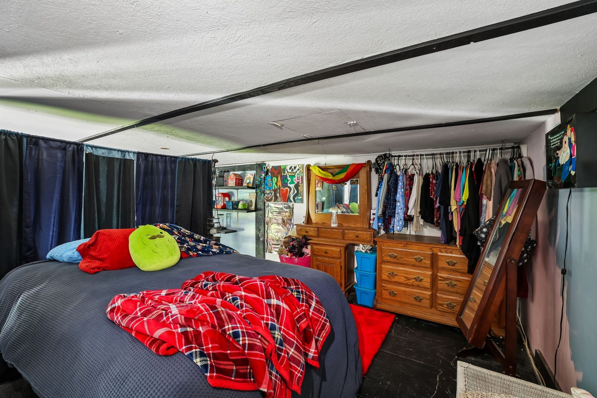 206 Louis Perry Ln, Manchester, TN 37355 One of two spacious loft bedrooms! 206 Louis Perry Lane, Manchester, TN 37355