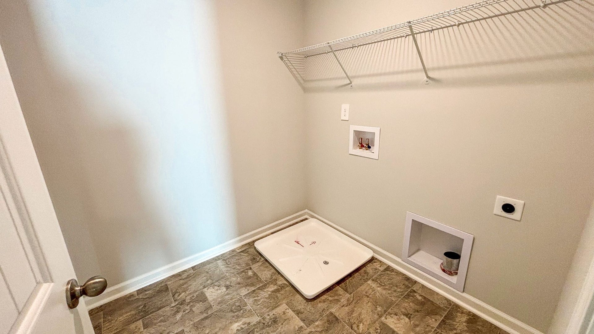 4825 Clousden Way, Murfreesboro, TN 37129 Not of actual home; laundry room
