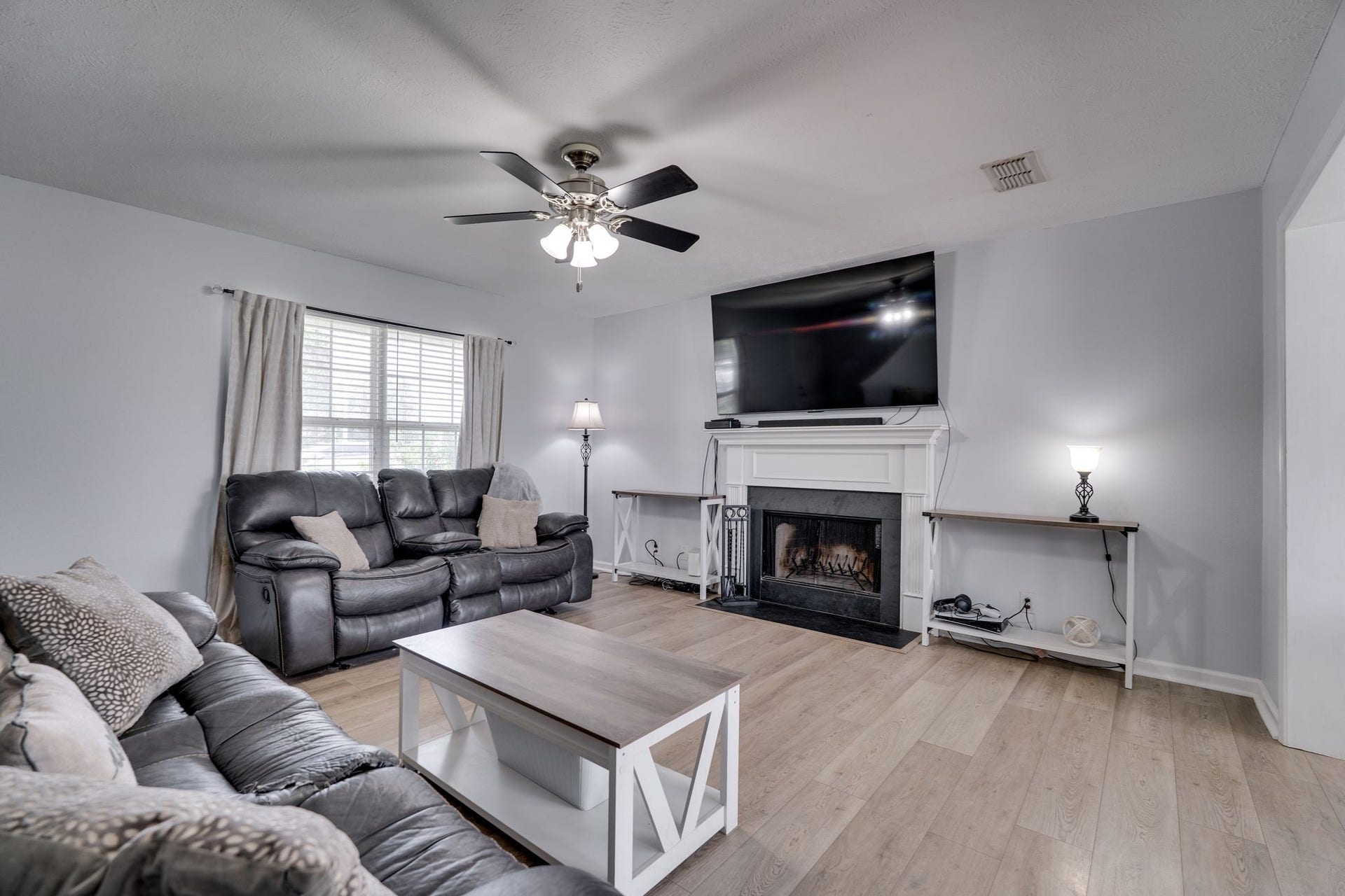 848 Blackfoot Trl, Murfreesboro, TN 37128 848 Blackfoot Trl, Murfreesboro, TN 37128