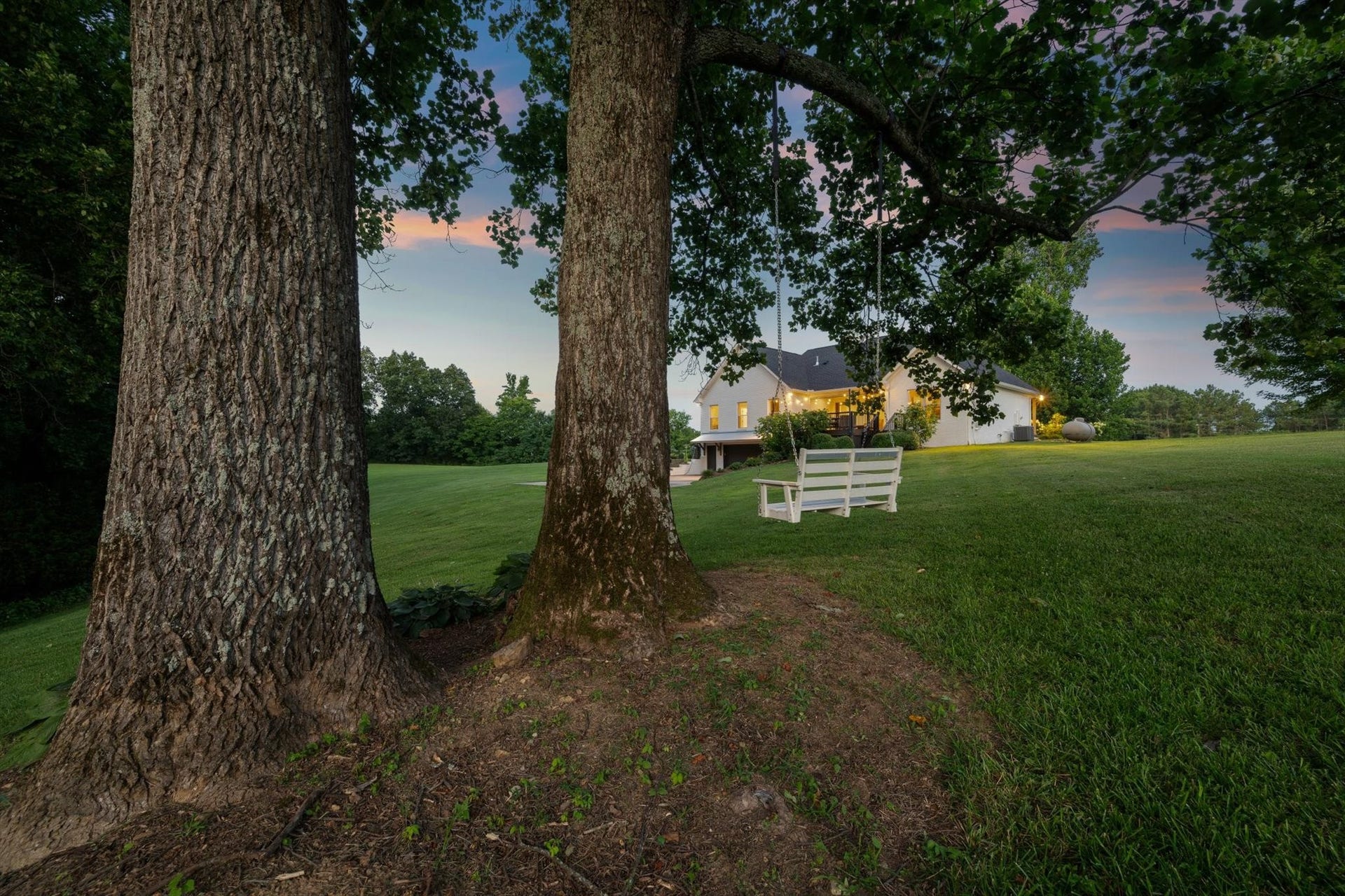 2711 Ernest Hawkins Rd, Columbia, TN 38401 2711 Ernest Hawkins Rd, Columbia, TN 38401