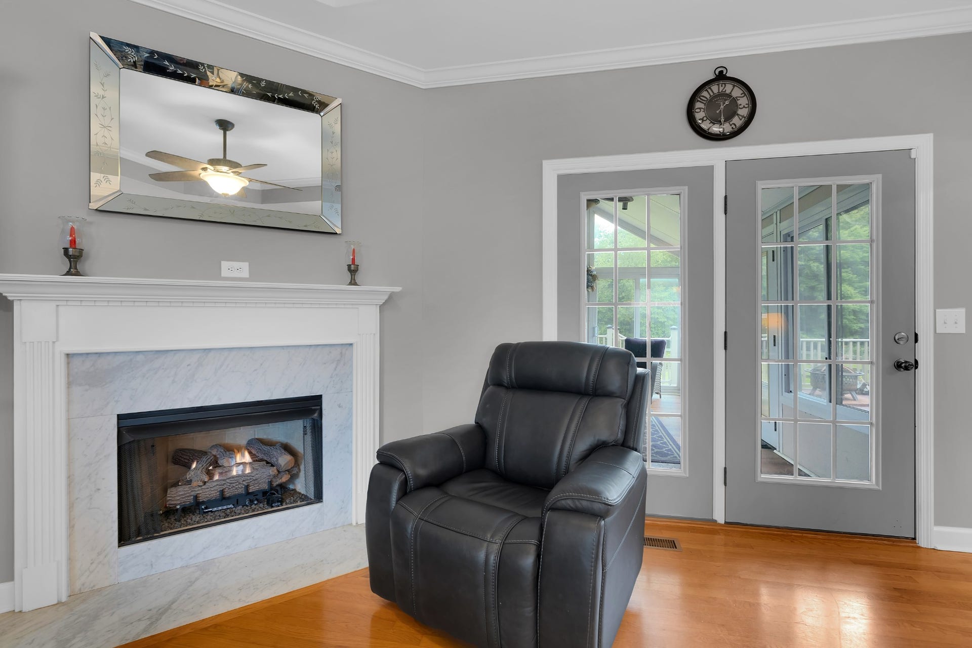 621 Big Oak Dr, Manchester, TN 37355 Fireplace with new gas insert.