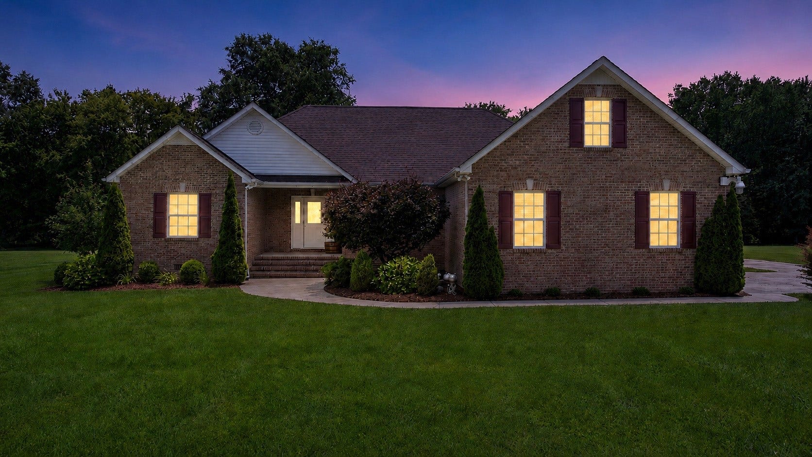621 Big Oak Dr, Manchester, TN 37355 Sleep tight!!