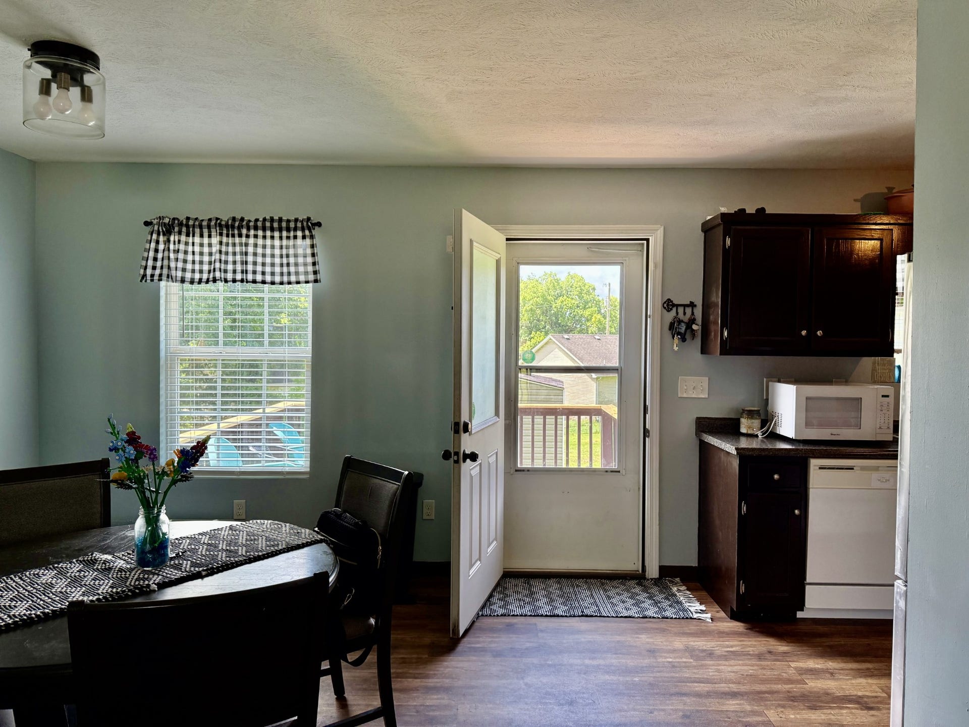 115 Nutmeg Dr, Shelbyville, TN 37160 115 Nutmeg Dr, Shelbyville, TN 37160