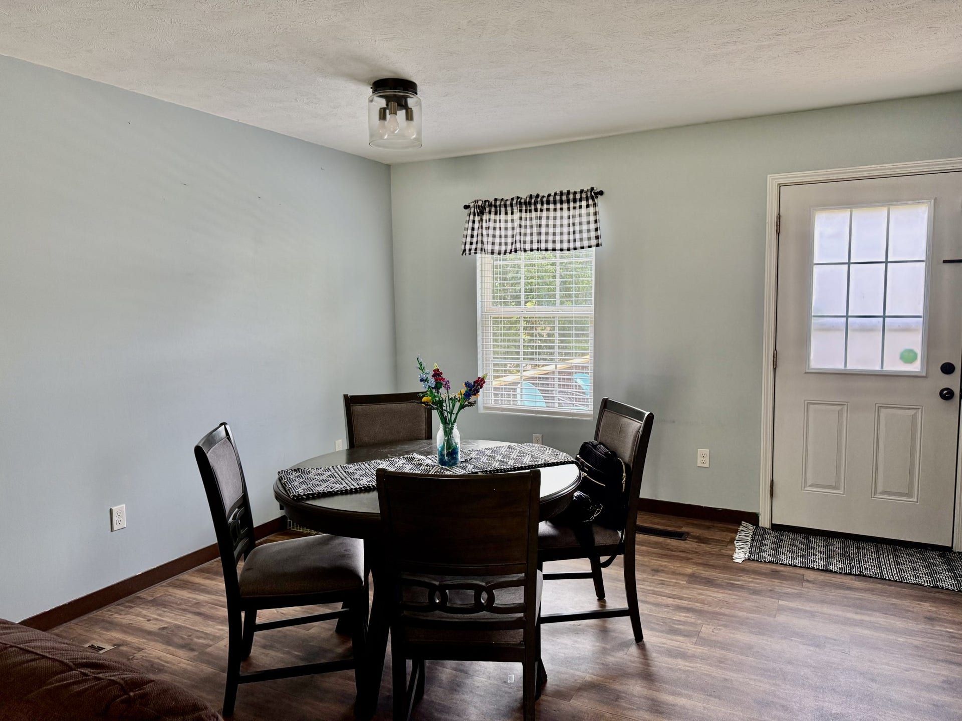 115 Nutmeg Dr, Shelbyville, TN 37160 115 Nutmeg Dr, Shelbyville, TN 37160