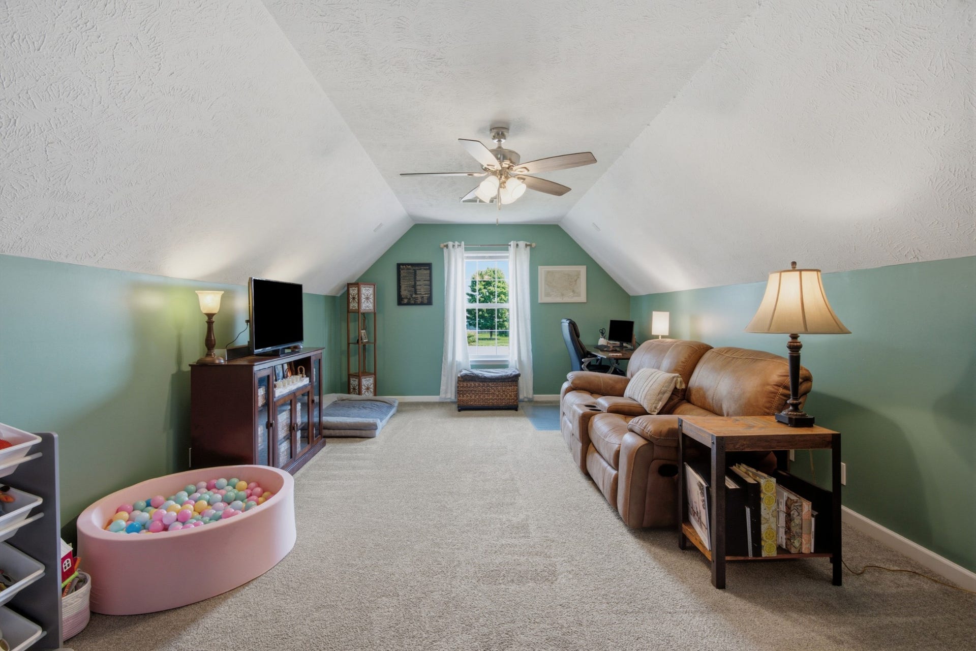 3317 Cornerstone Dr, Murfreesboro, TN 37128 3317 Cornerstone Dr, Murfreesboro, TN 37128