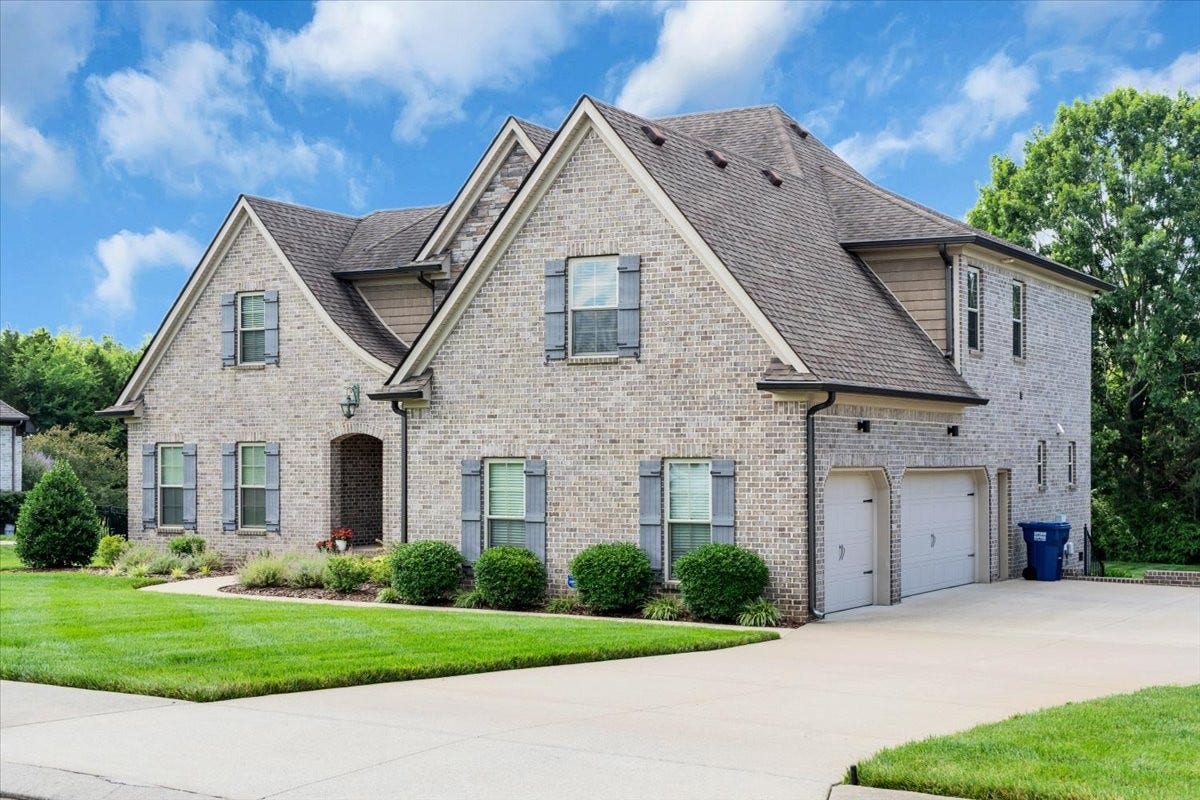 621 Tybarber Ave, Murfreesboro, TN 37129 621 Tybarber Ave, Murfreesboro, TN 37129