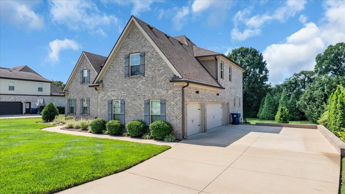 621 Tybarber Ave, Murfreesboro, TN 37129 621 Tybarber Ave, Murfreesboro, TN 37129