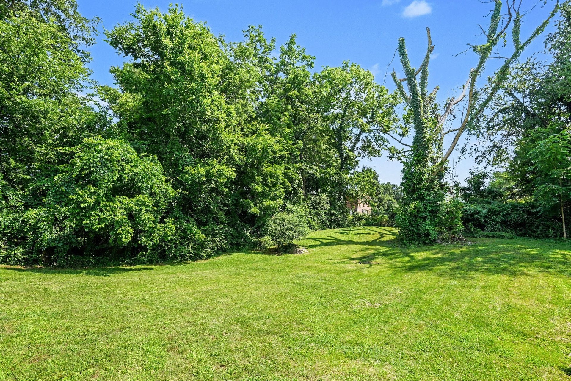 112 8th Ave, Columbia, TN 38401 112 8th Ave, Columbia, TN 38401
