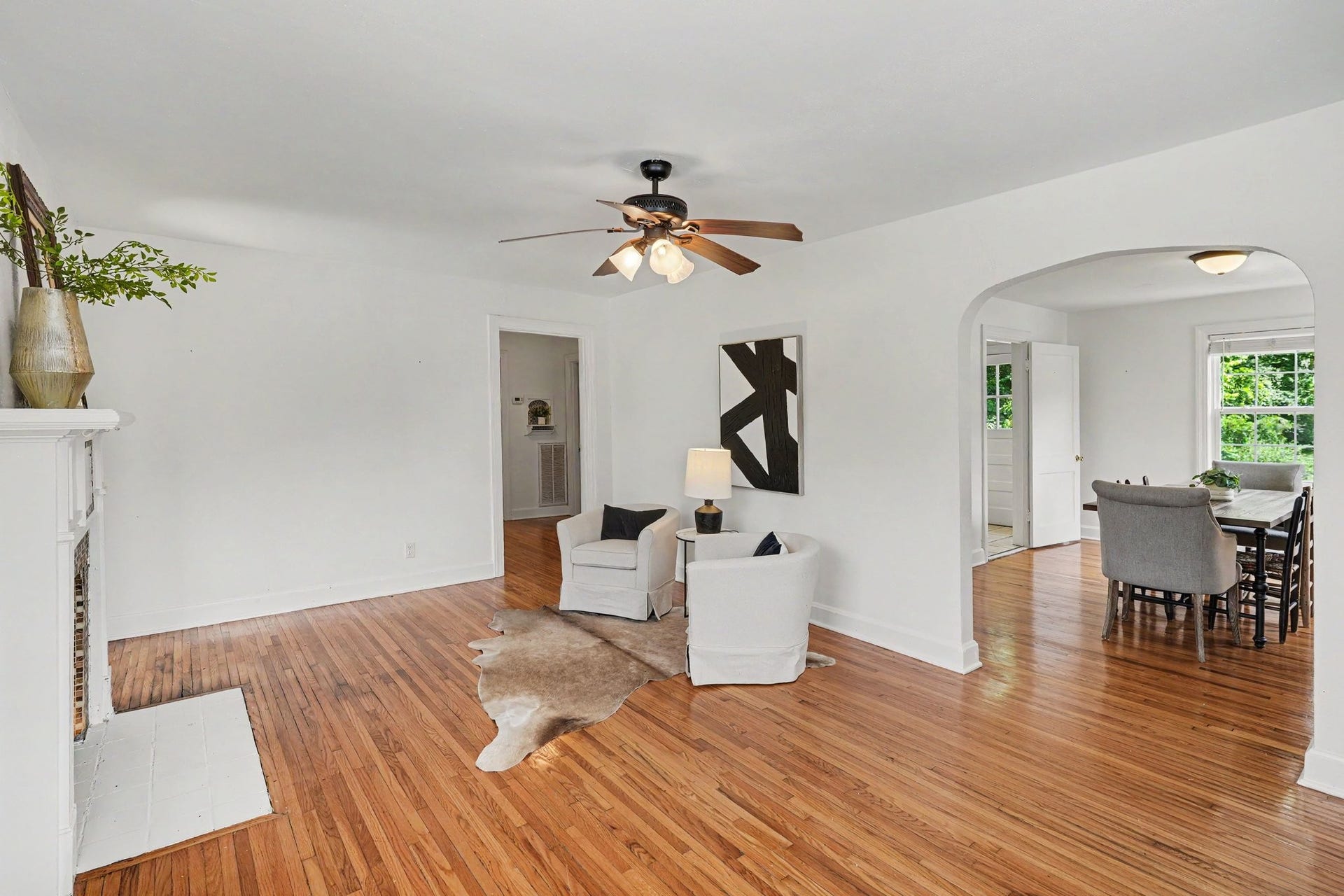 112 8th Ave, Columbia, TN 38401 112 8th Ave, Columbia, TN 38401