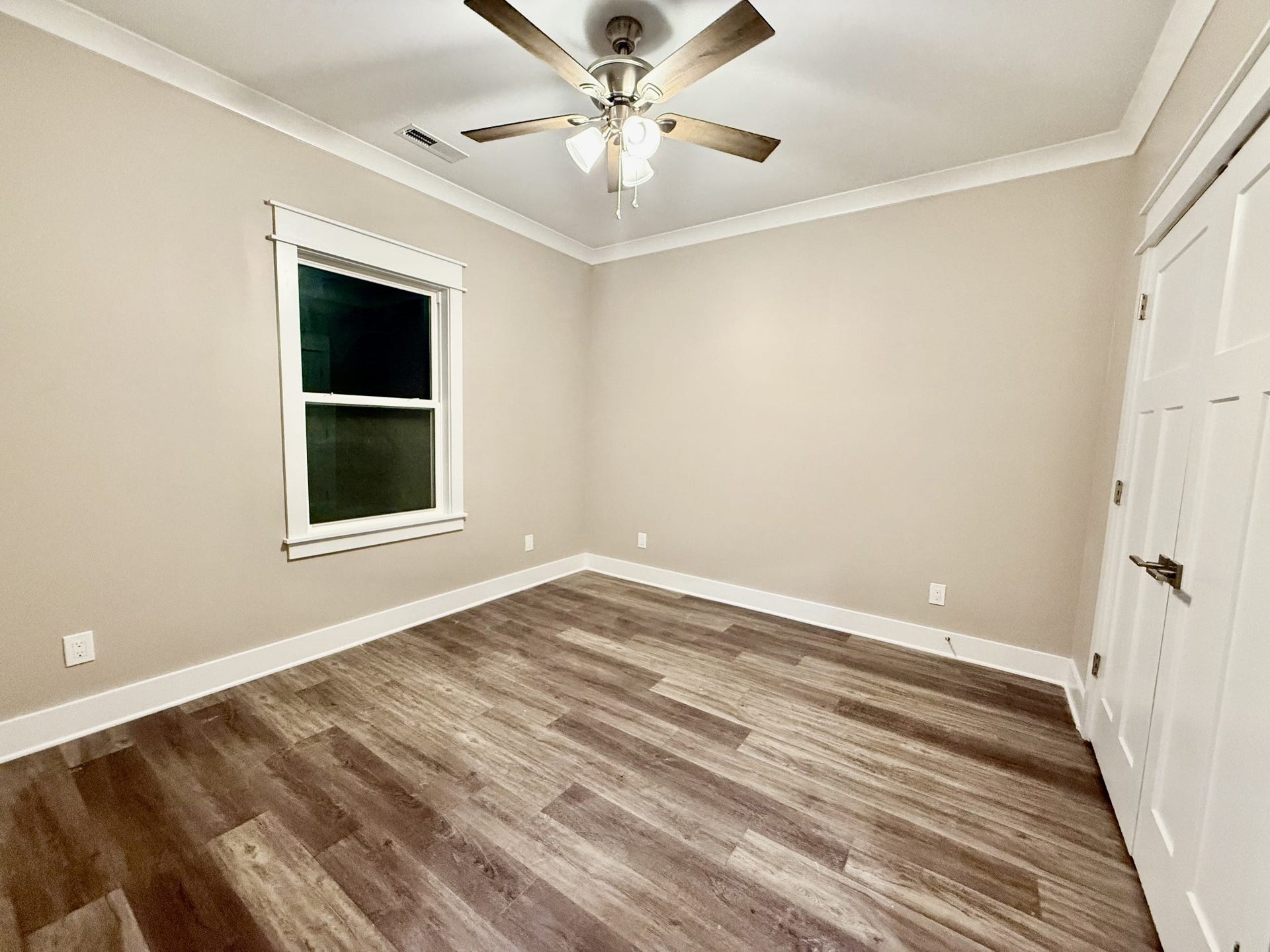 670 N Ballard Rd, Manchester, TN 37355