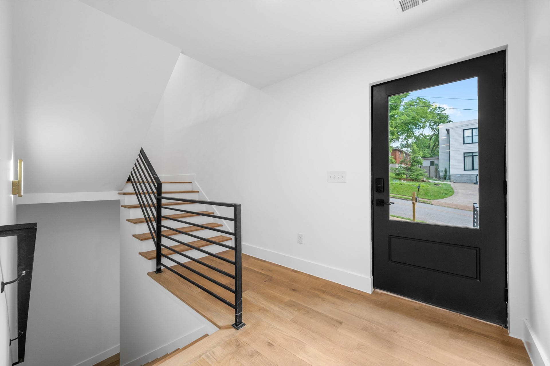 1005 Glenview Dr, Nashville, TN 37206 1005 Glenview Dr, Nashville, TN 37206