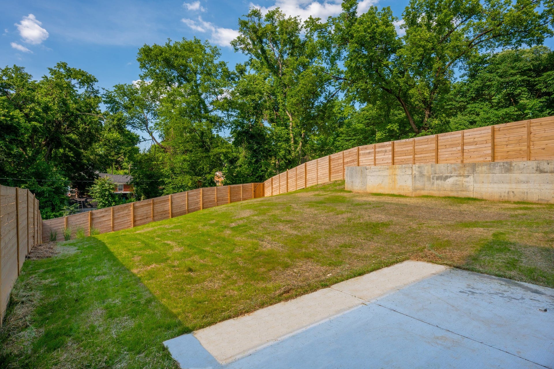 1005 Glenview Dr, Nashville, TN 37206 1005 Glenview Dr, Nashville, TN 37206