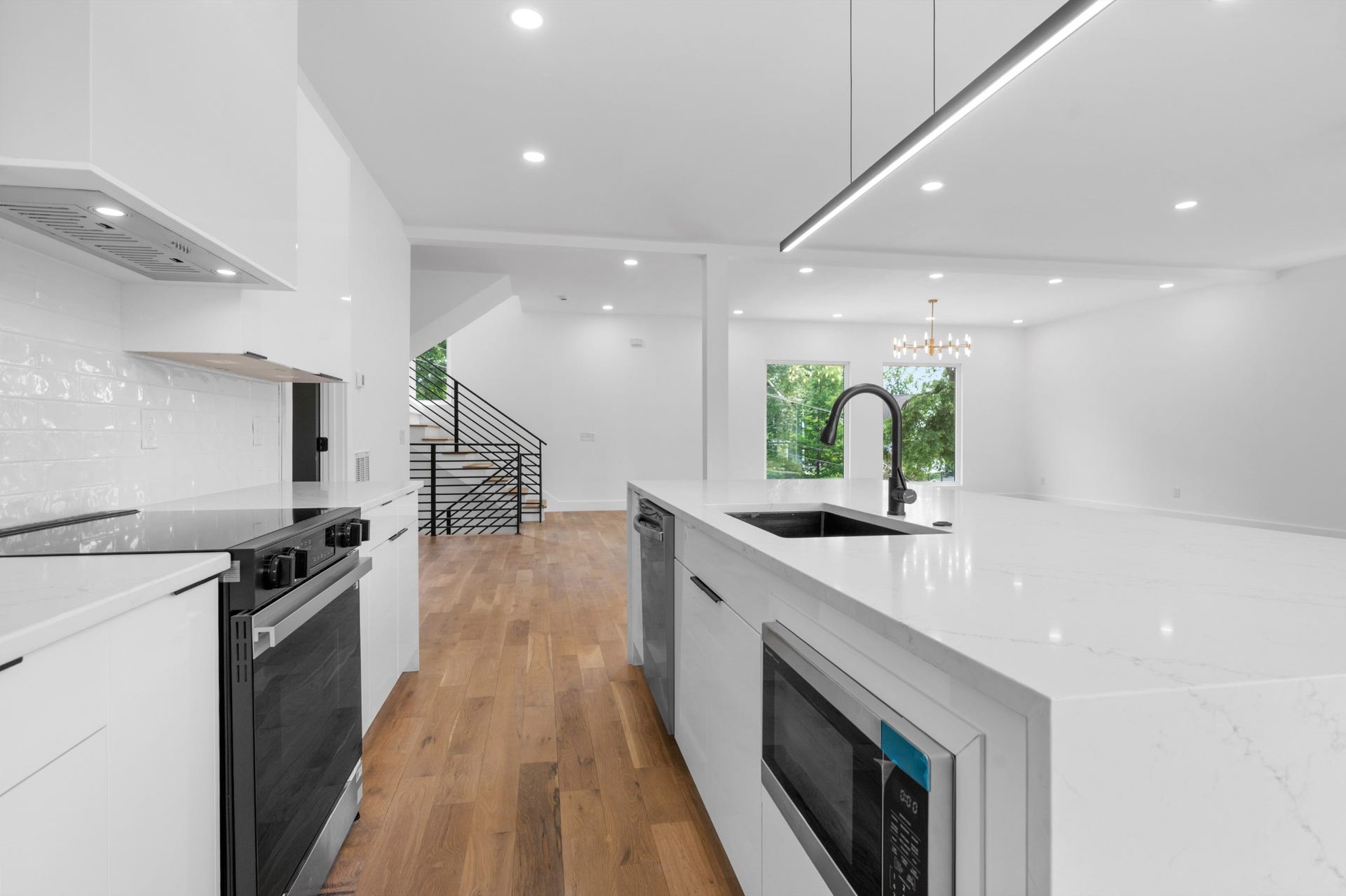 1005 Glenview Dr, Nashville, TN 37206 1005 Glenview Dr, Nashville, TN 37206