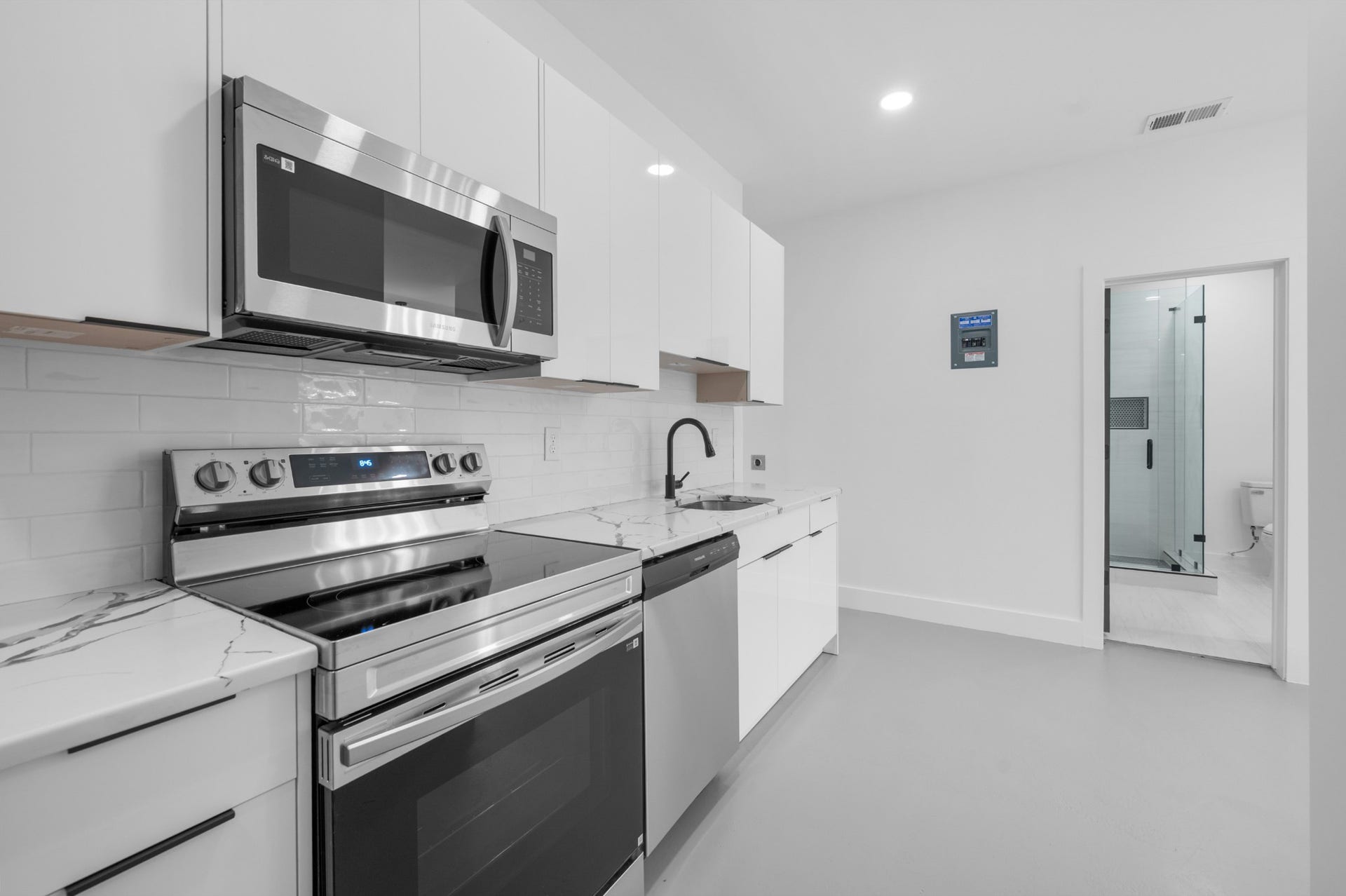 1005 Glenview Dr, Nashville, TN 37206 1005 Glenview Dr, Nashville, TN 37206
