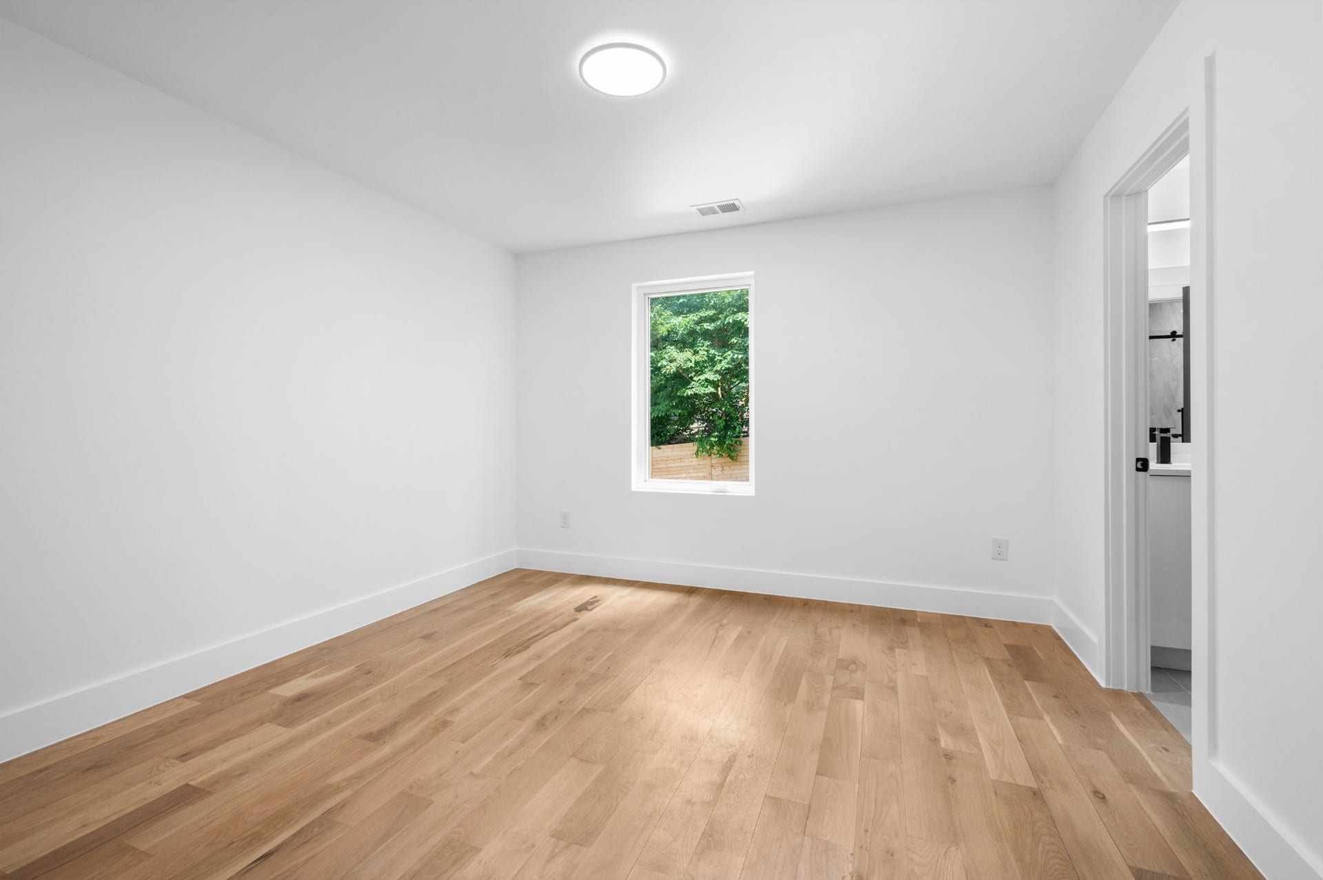 1005 Glenview Dr, Nashville, TN 37206 1005 Glenview Dr, Nashville, TN 37206