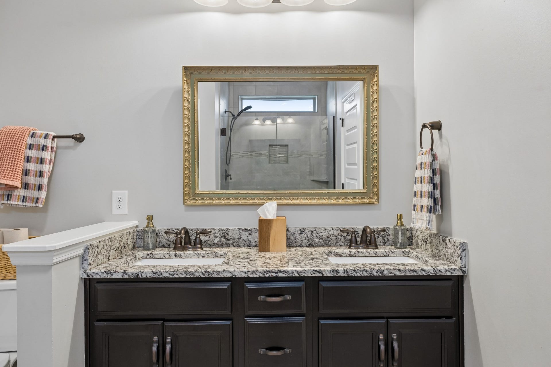 2720 Nottingham Dr, Columbia, TN 38401 2720 Nottingham Dr, Columbia, TN 38401