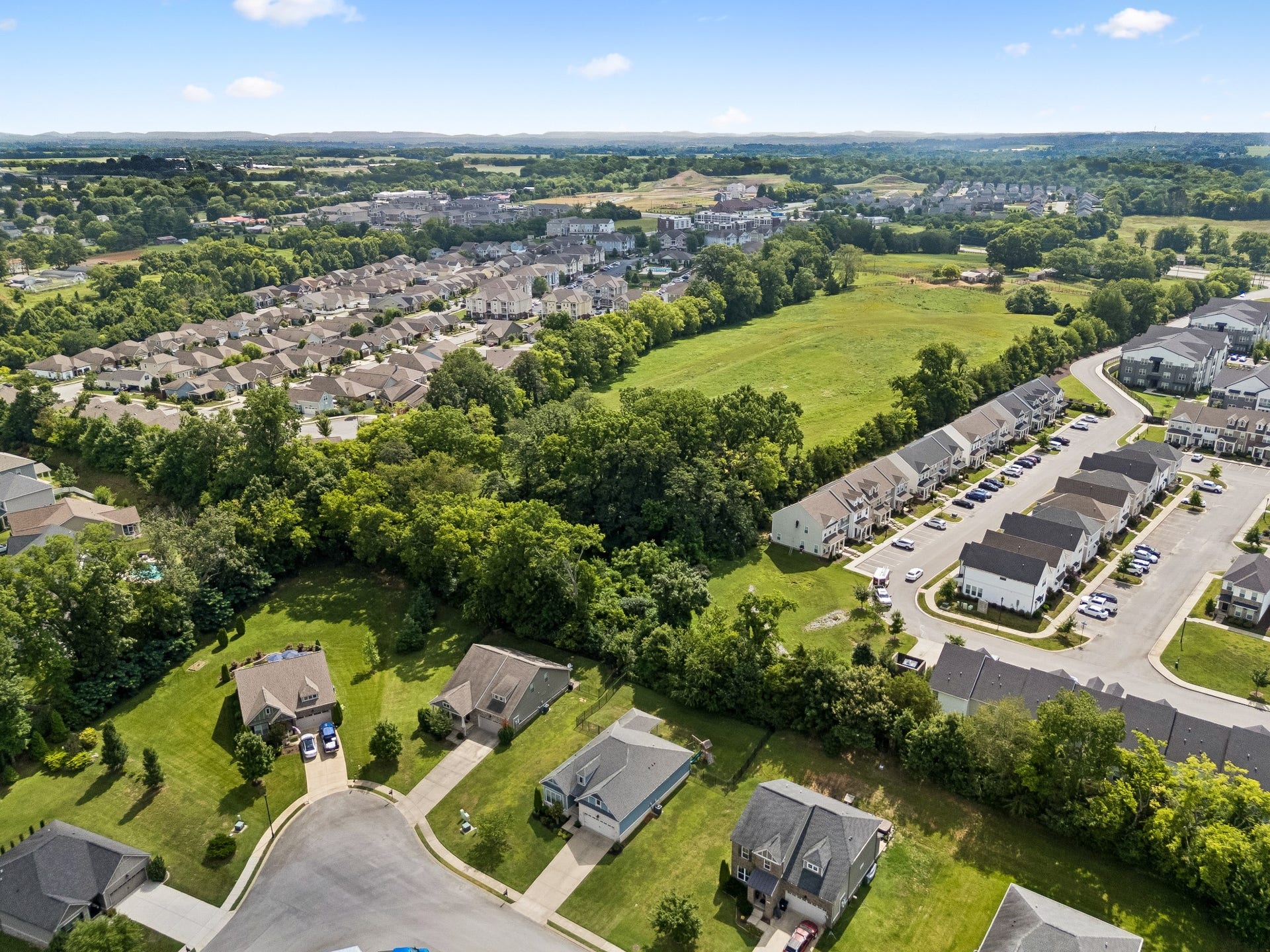 2720 Nottingham Dr, Columbia, TN 38401 2720 Nottingham Dr, Columbia, TN 38401