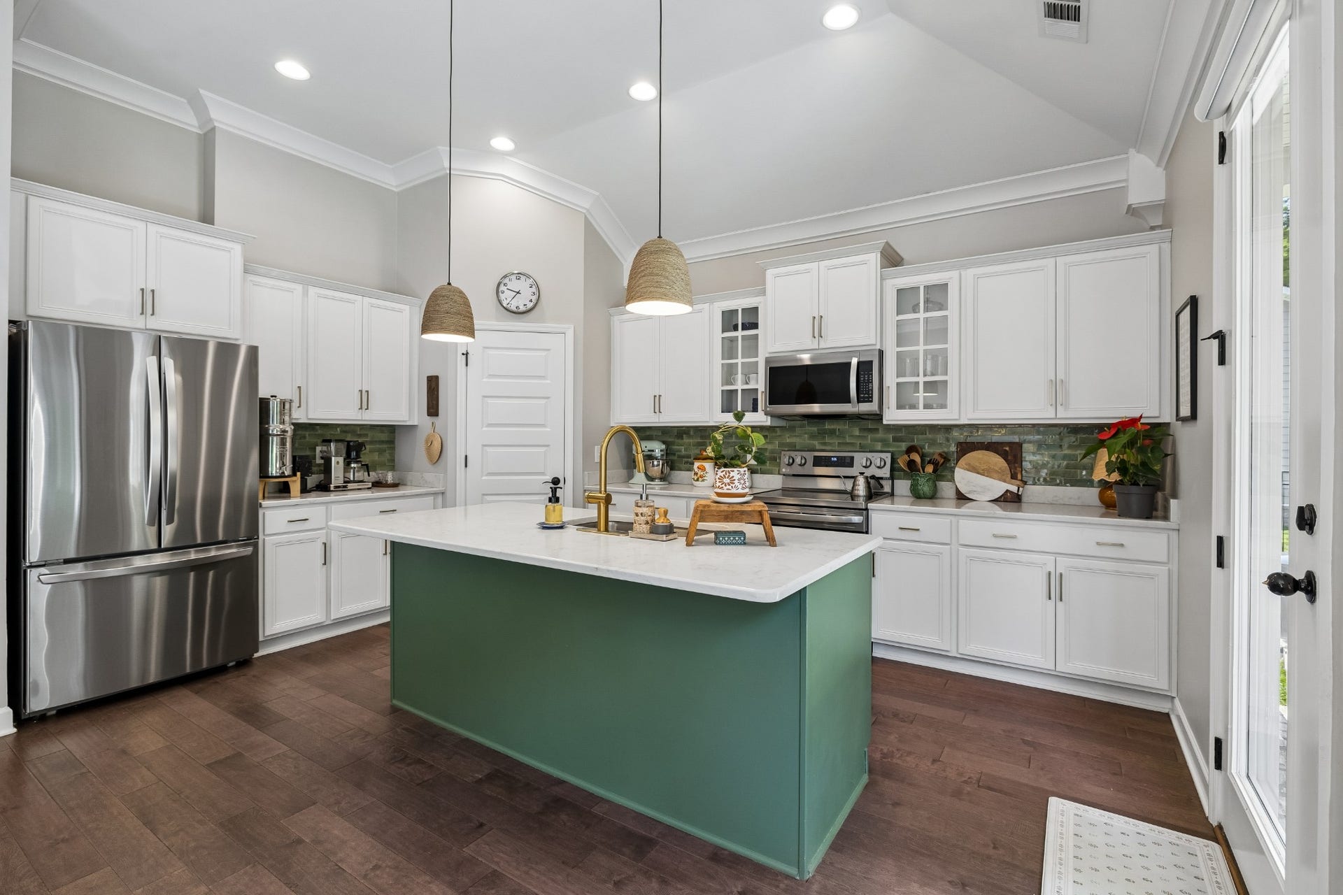 2720 Nottingham Dr, Columbia, TN 38401 2720 Nottingham Dr, Columbia, TN 38401
