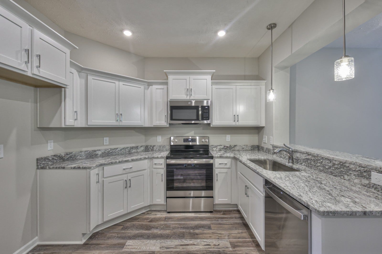 113 Creek Wood Rd, Manchester, TN 37355
