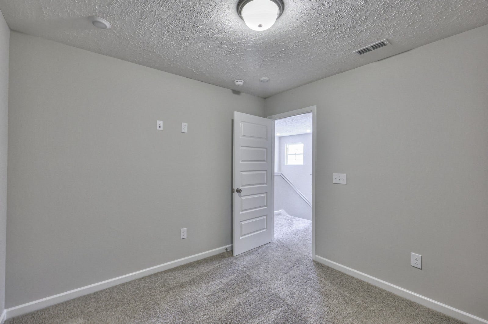 113 Creek Wood Rd, Manchester, TN 37355