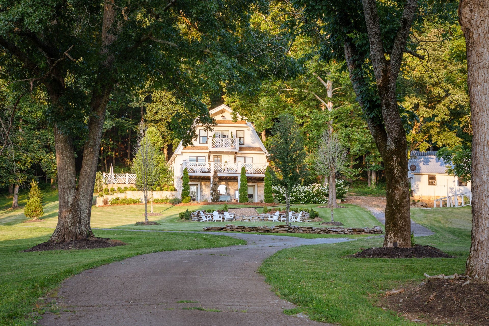 3353 Foster Chapel Rd, Columbia, TN 38401 3353 Foster Chapel Rd, Columbia, TN 38401