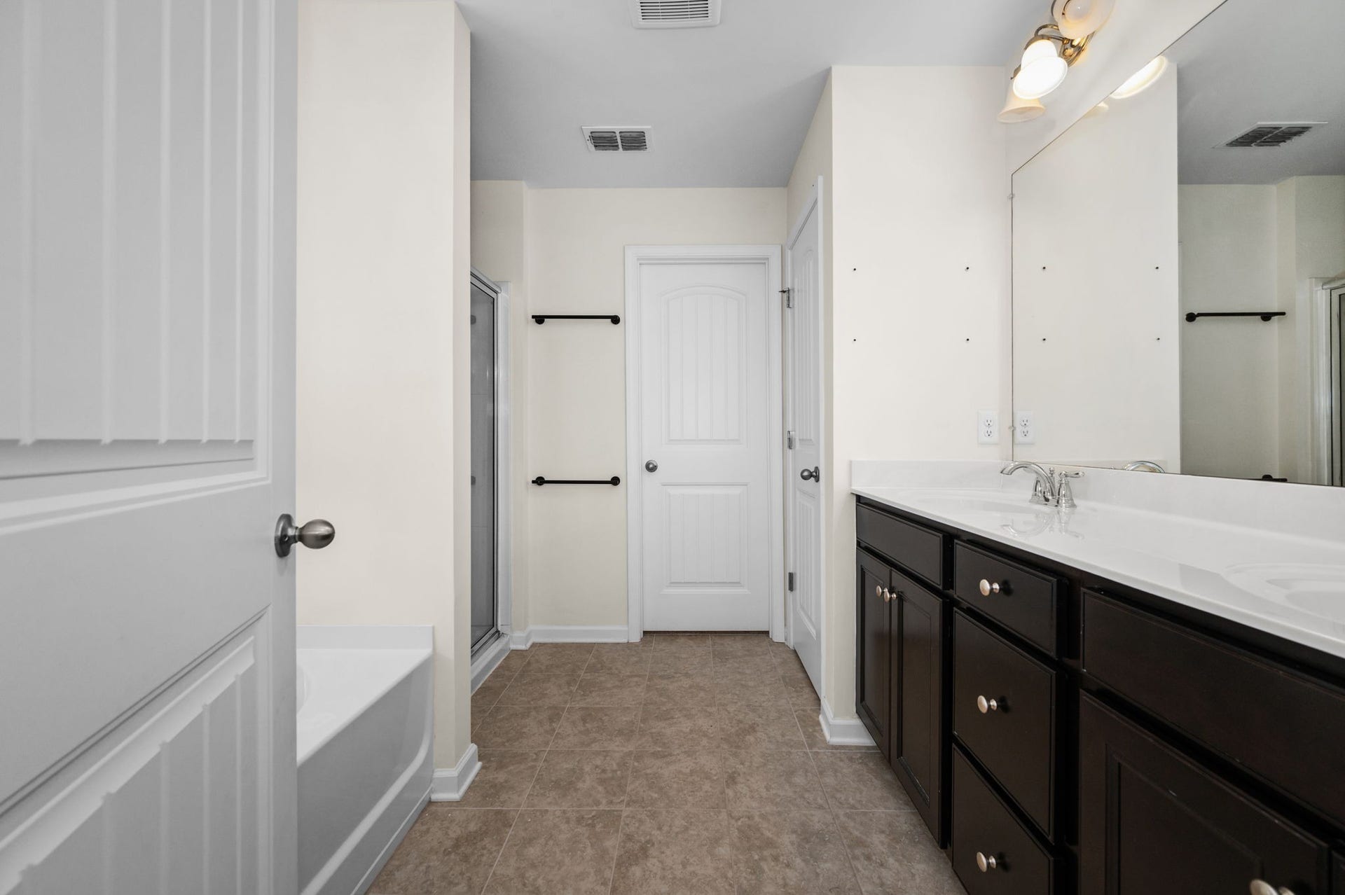 2505 Miranda Dr, Murfreesboro, TN 37128 2505 Miranda Dr, Murfreesboro, TN 37128