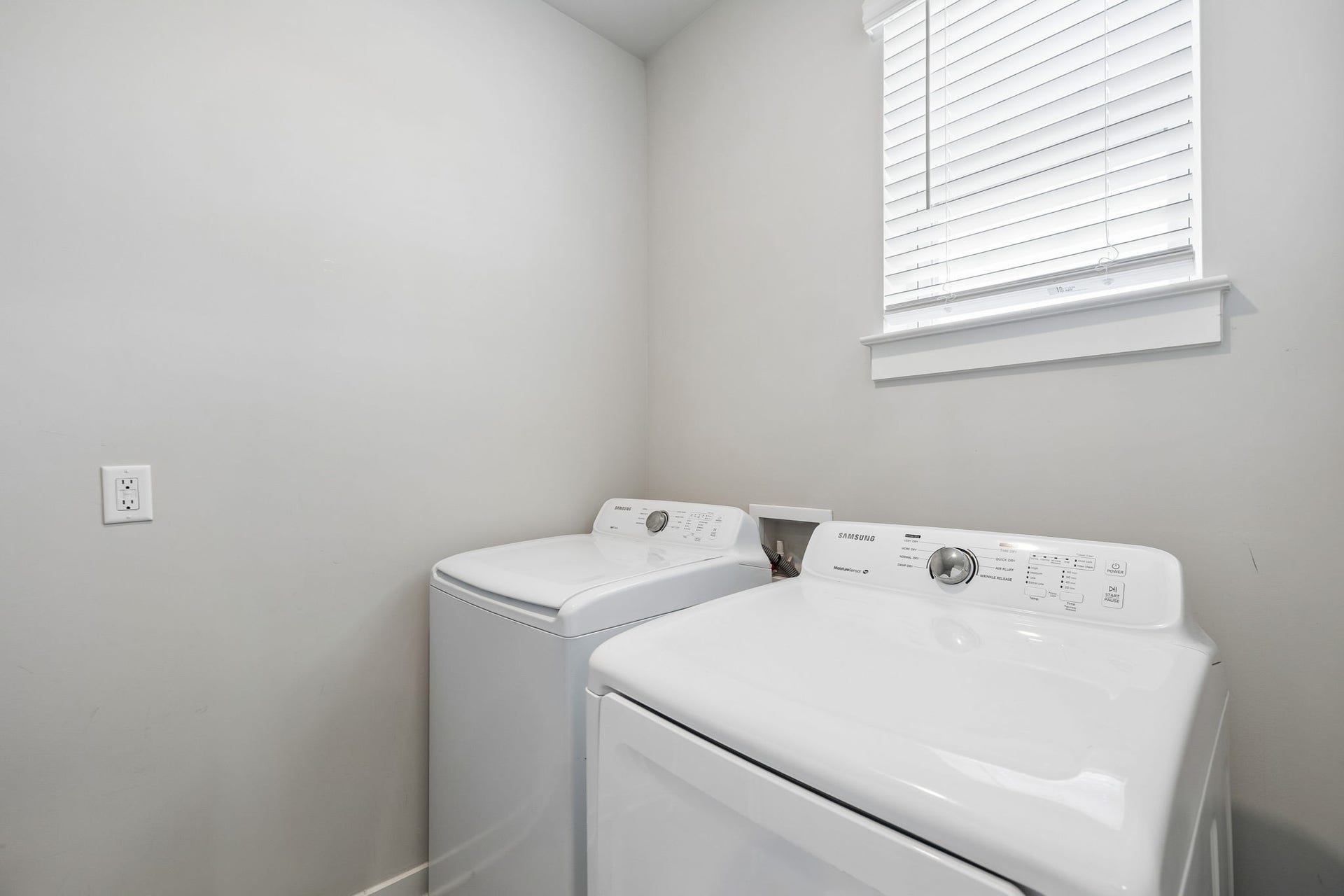 4207 Gandalf Ln, Murfreesboro, TN 37128 4207 Gandalf Ln, Murfreesboro, TN 37128